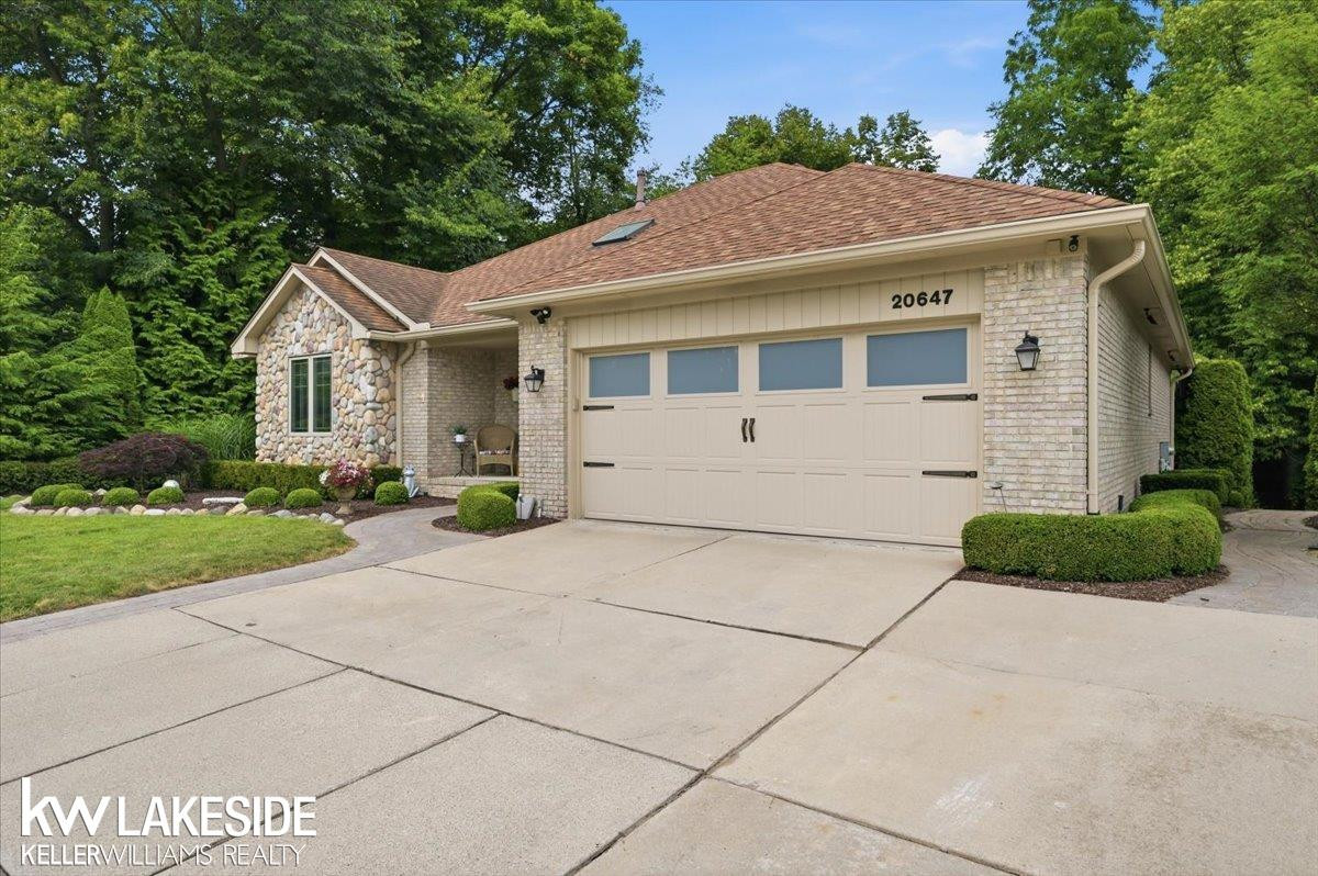 20647 PARKPLACE Lane, Clinton Twp, MI 48036 — Photo 38