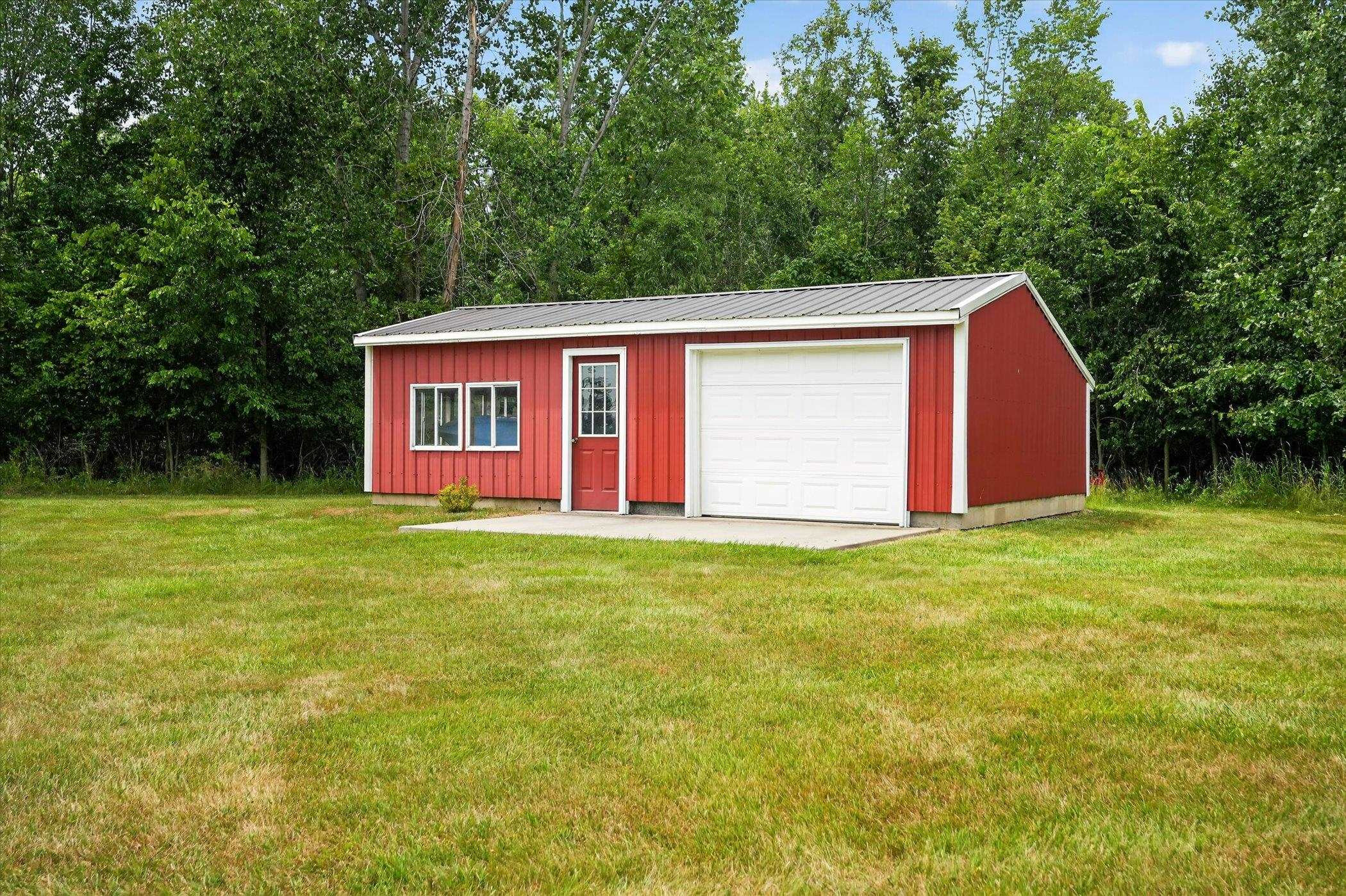 18500 Stuart Road, Chesaning, MI 48616 — Photo 45