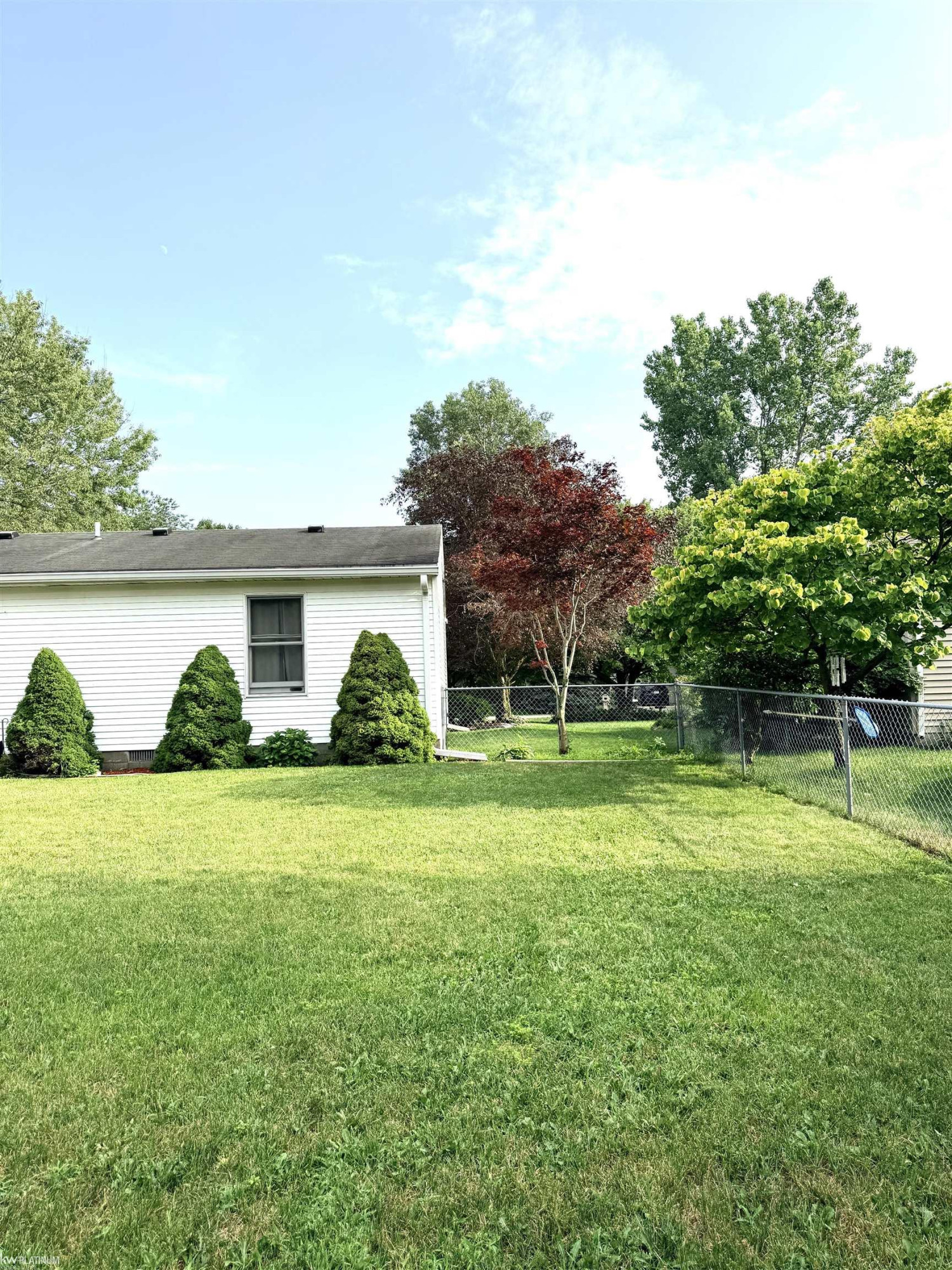 3290 Sapphire Lane, MI 48059 — Photo 25