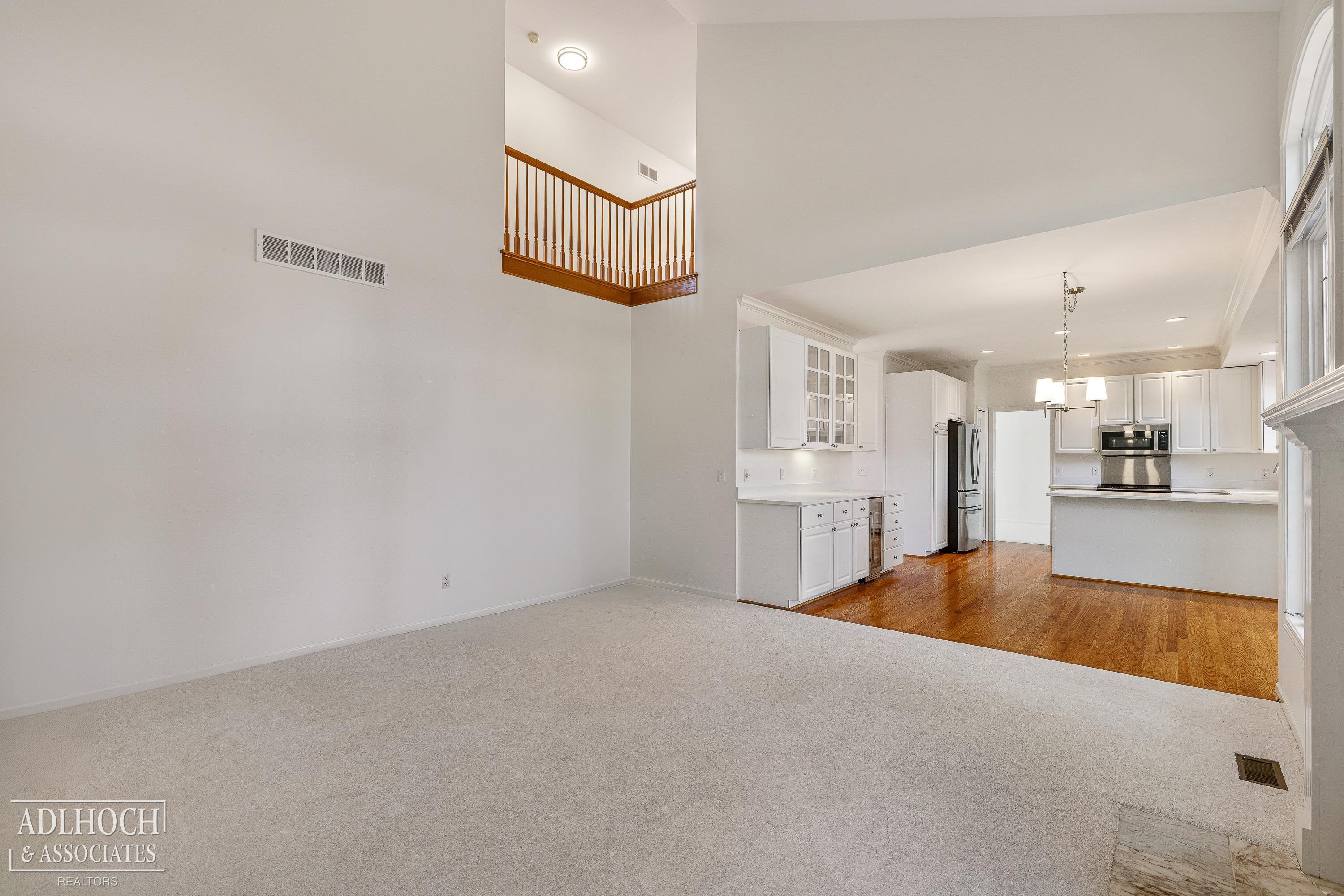 21473 Goethe Street, Grosse Pointe Woods, MI 48236 — Photo 10