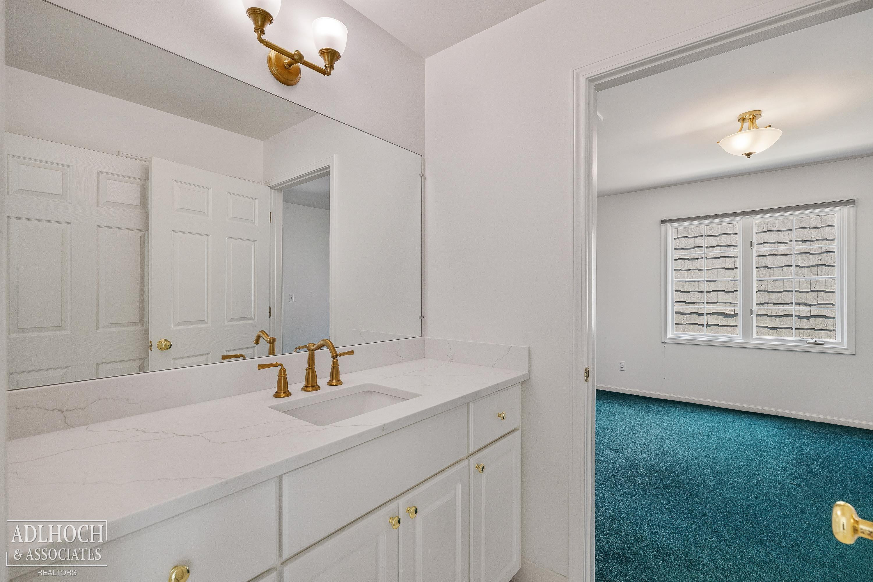 21473 Goethe Street, Grosse Pointe Woods, MI 48236 — Photo 23