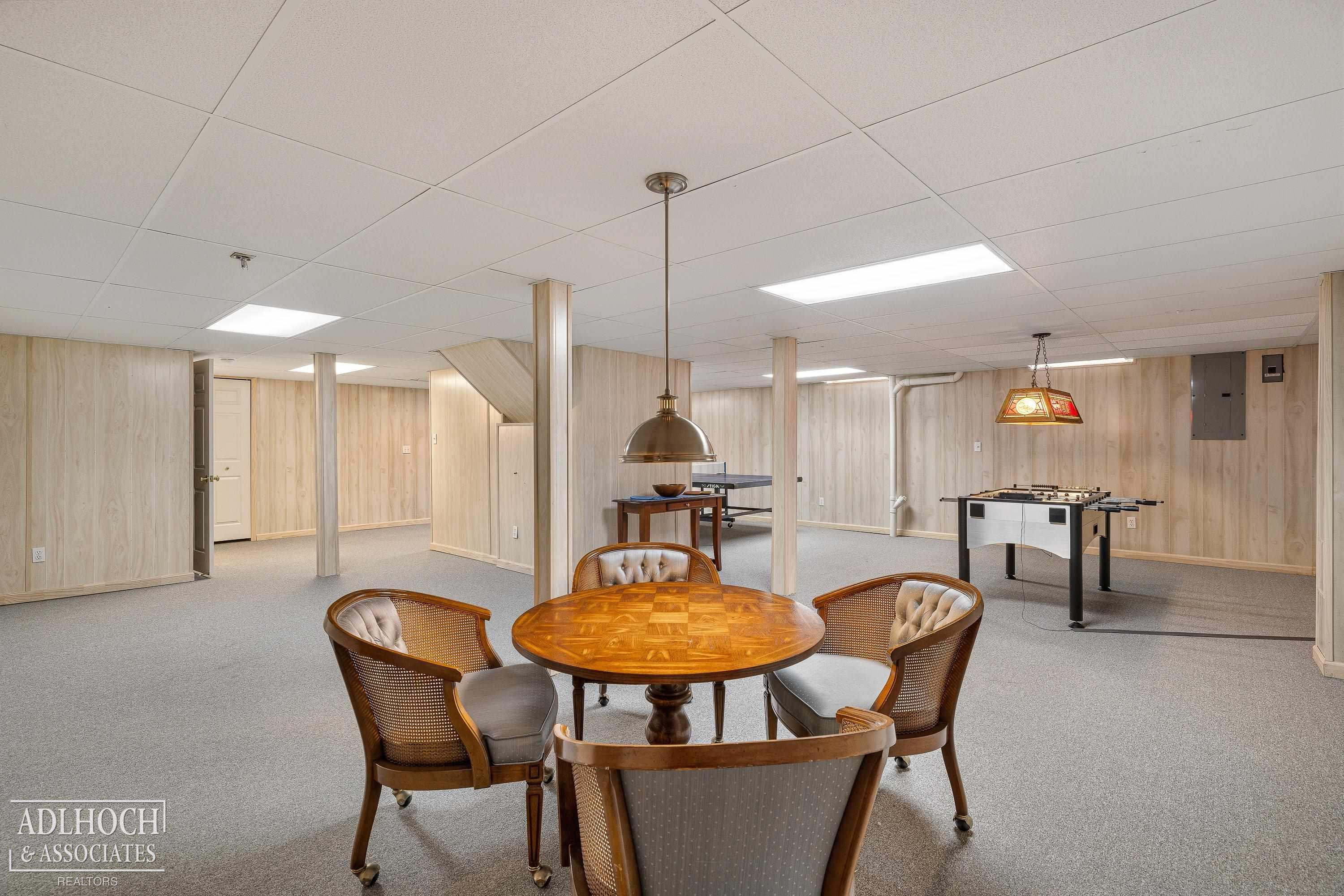 21473 Goethe Street, Grosse Pointe Woods, MI 48236 — Photo 27