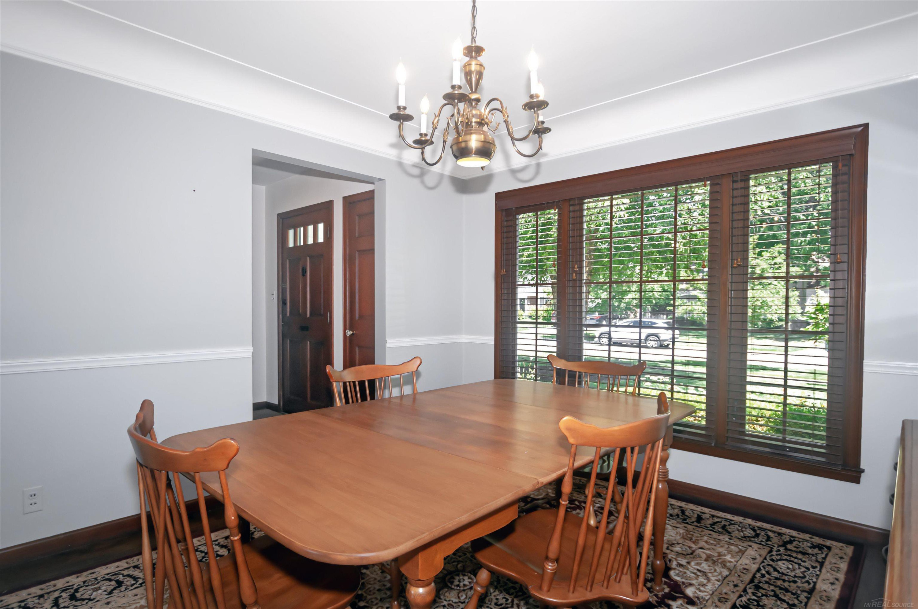 1723 Hawthorne Road, Grosse Pointe Woods, MI 48236 — Photo 10