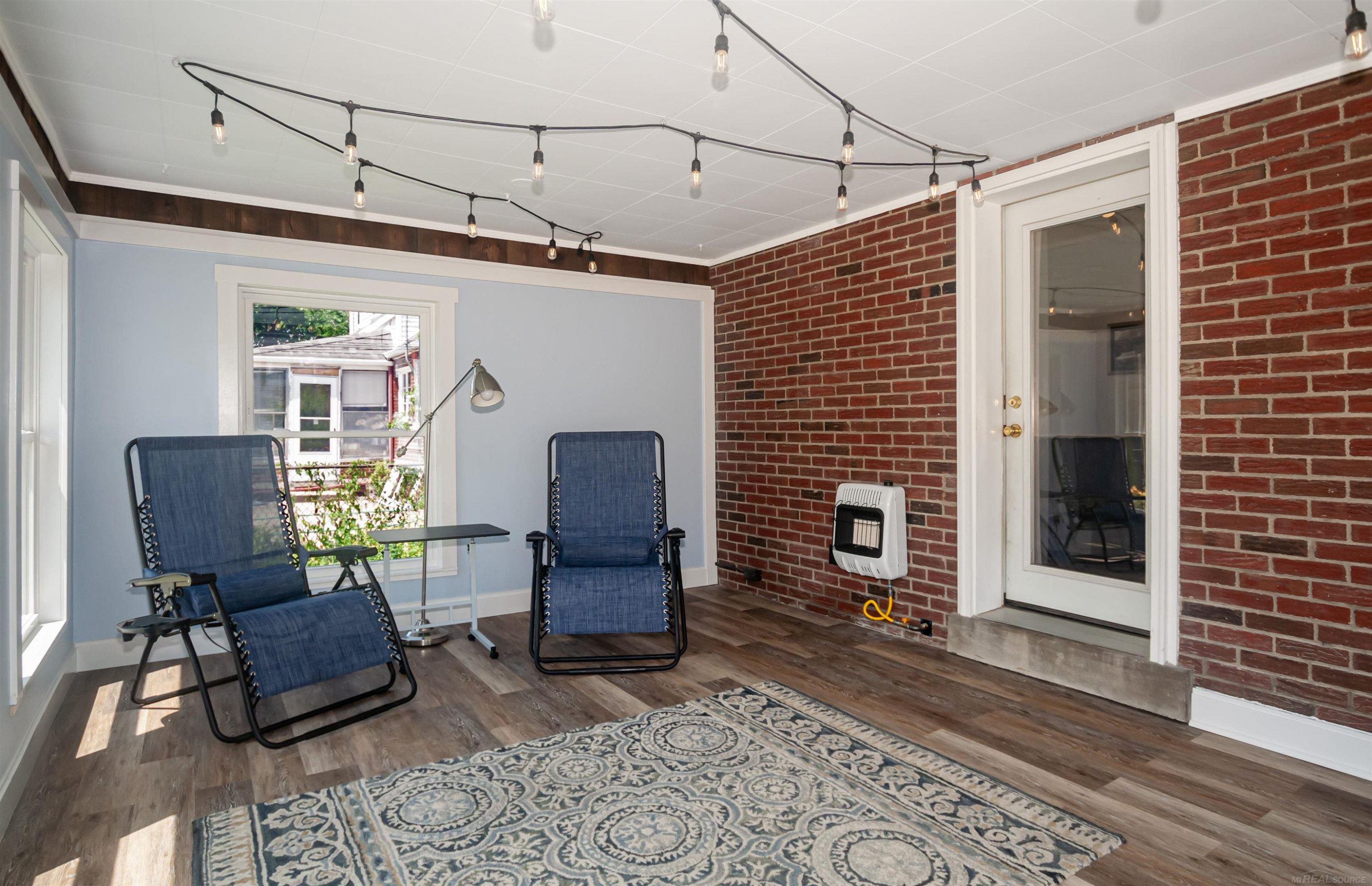 1723 Hawthorne Road, Grosse Pointe Woods, MI 48236 — Photo 20