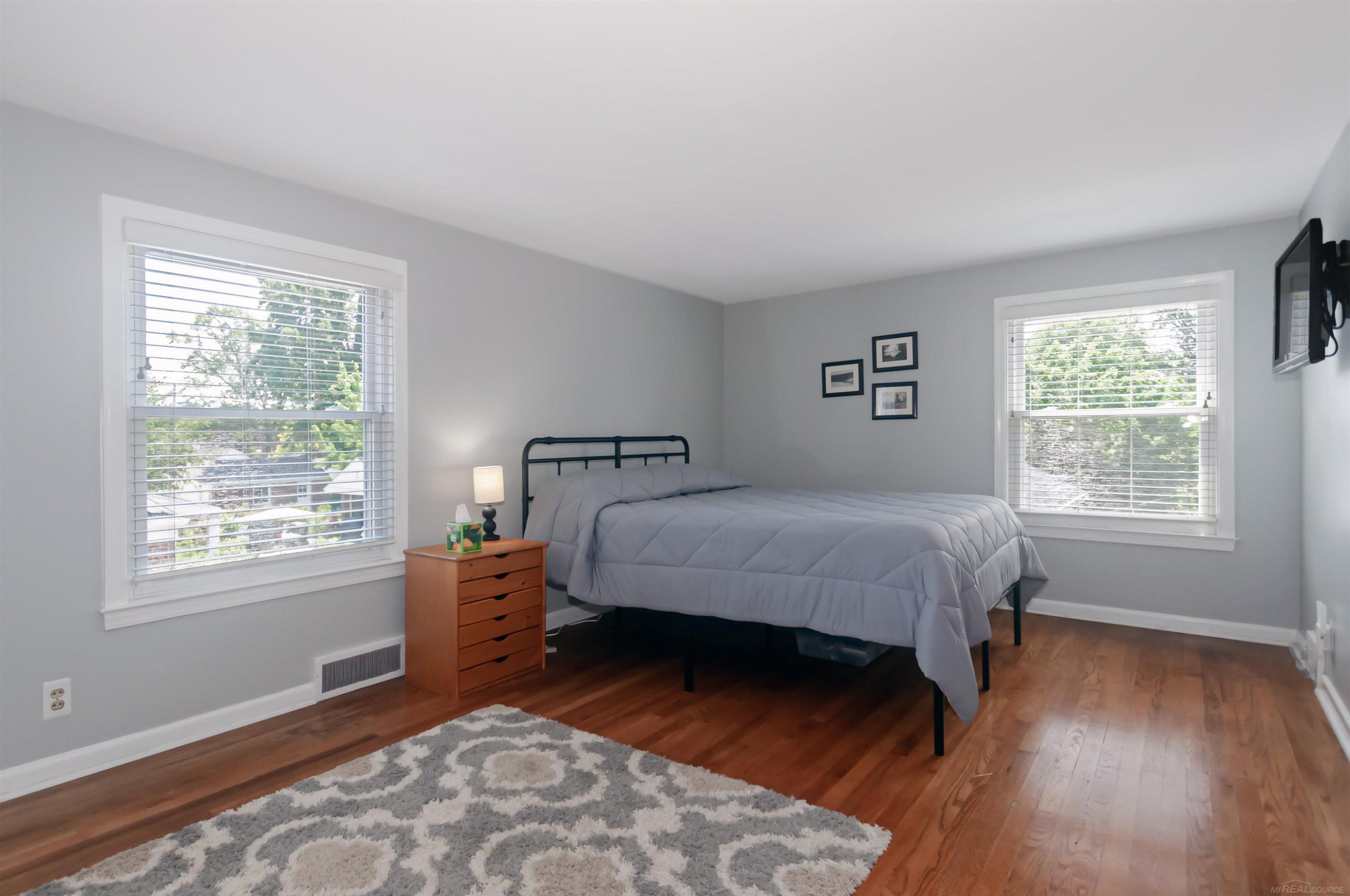 1723 Hawthorne Road, Grosse Pointe Woods, MI 48236 — Photo 28