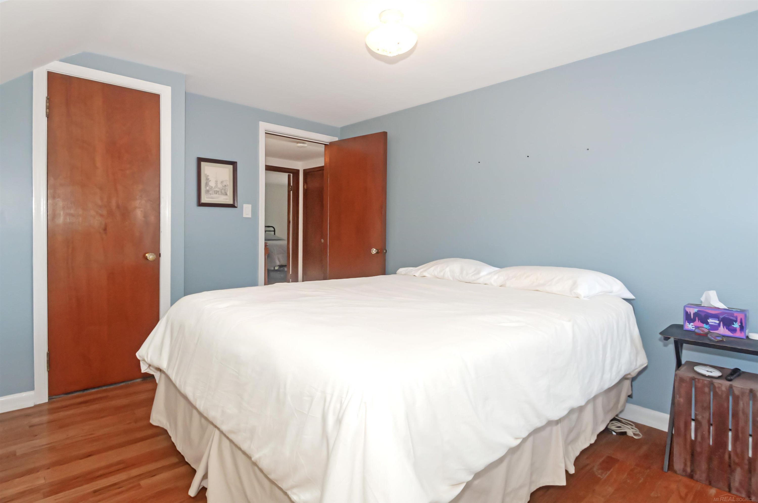 1723 Hawthorne Road, Grosse Pointe Woods, MI 48236 — Photo 35