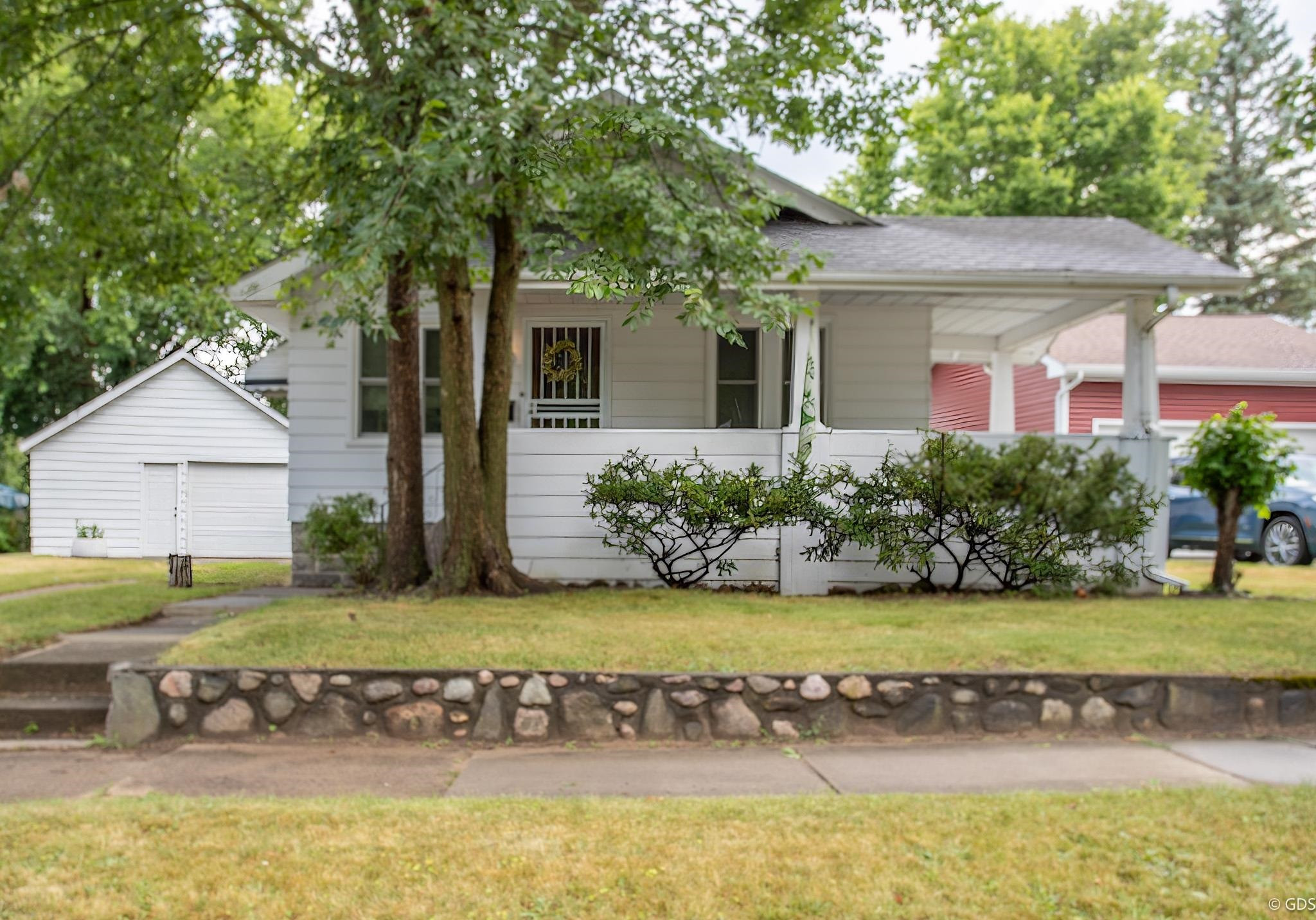 1919 Cartier Street, Flint, MI 48504