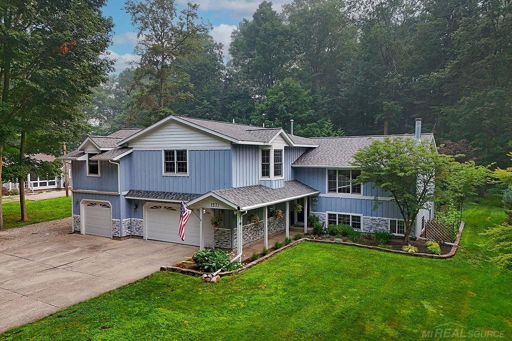 1571 Waukazoo Drive, Holland, MI 49424