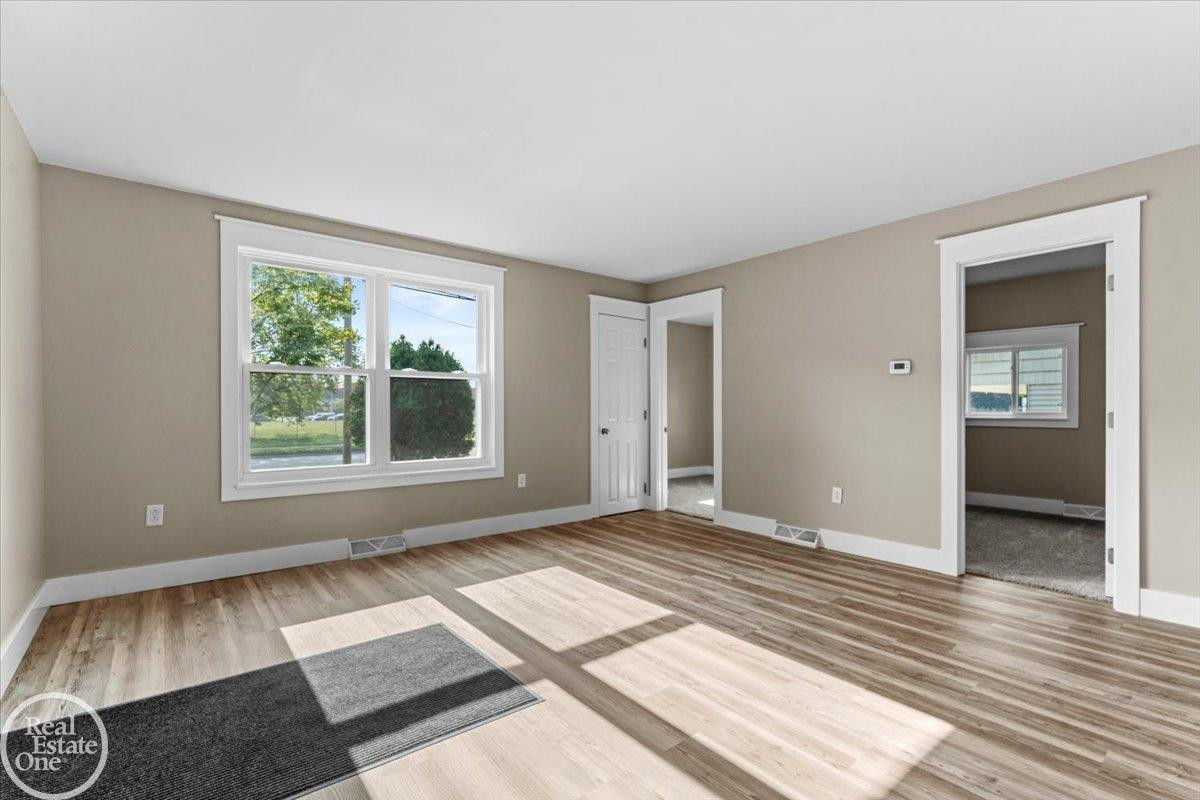 2635 24th Street, Port Huron, MI 48060 — Photo 8