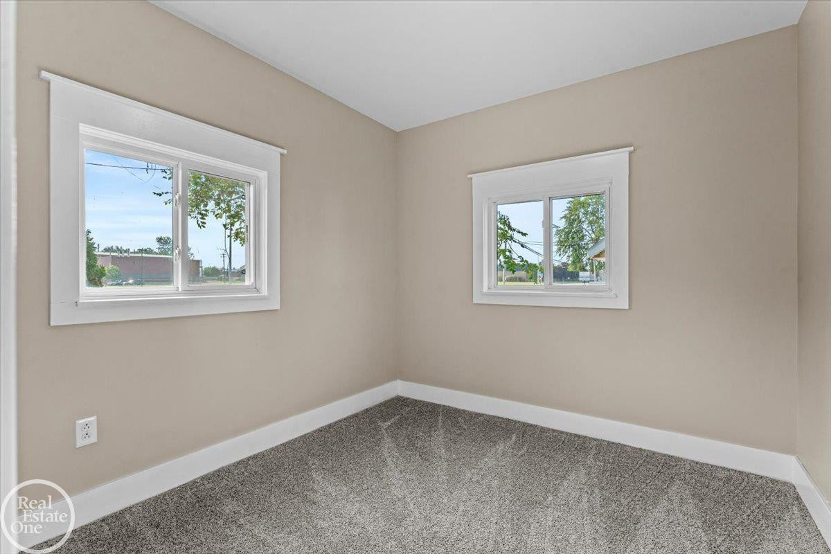2635 24th Street, Port Huron, MI 48060 — Photo 9