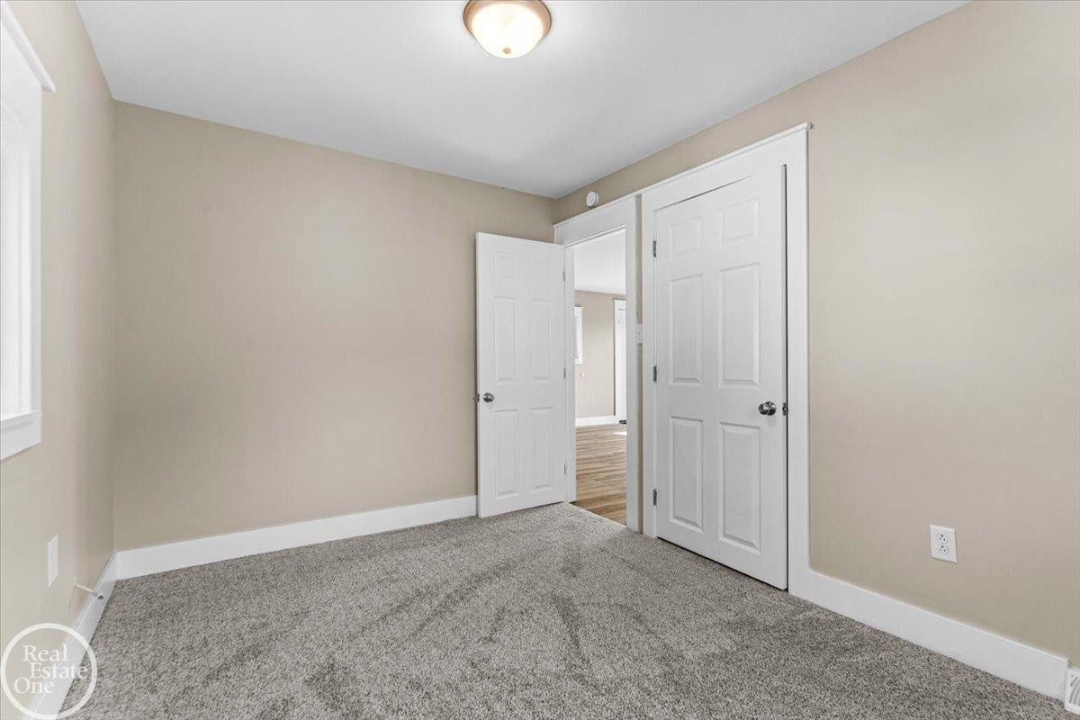 2635 24th Street, Port Huron, MI 48060 — Photo 14