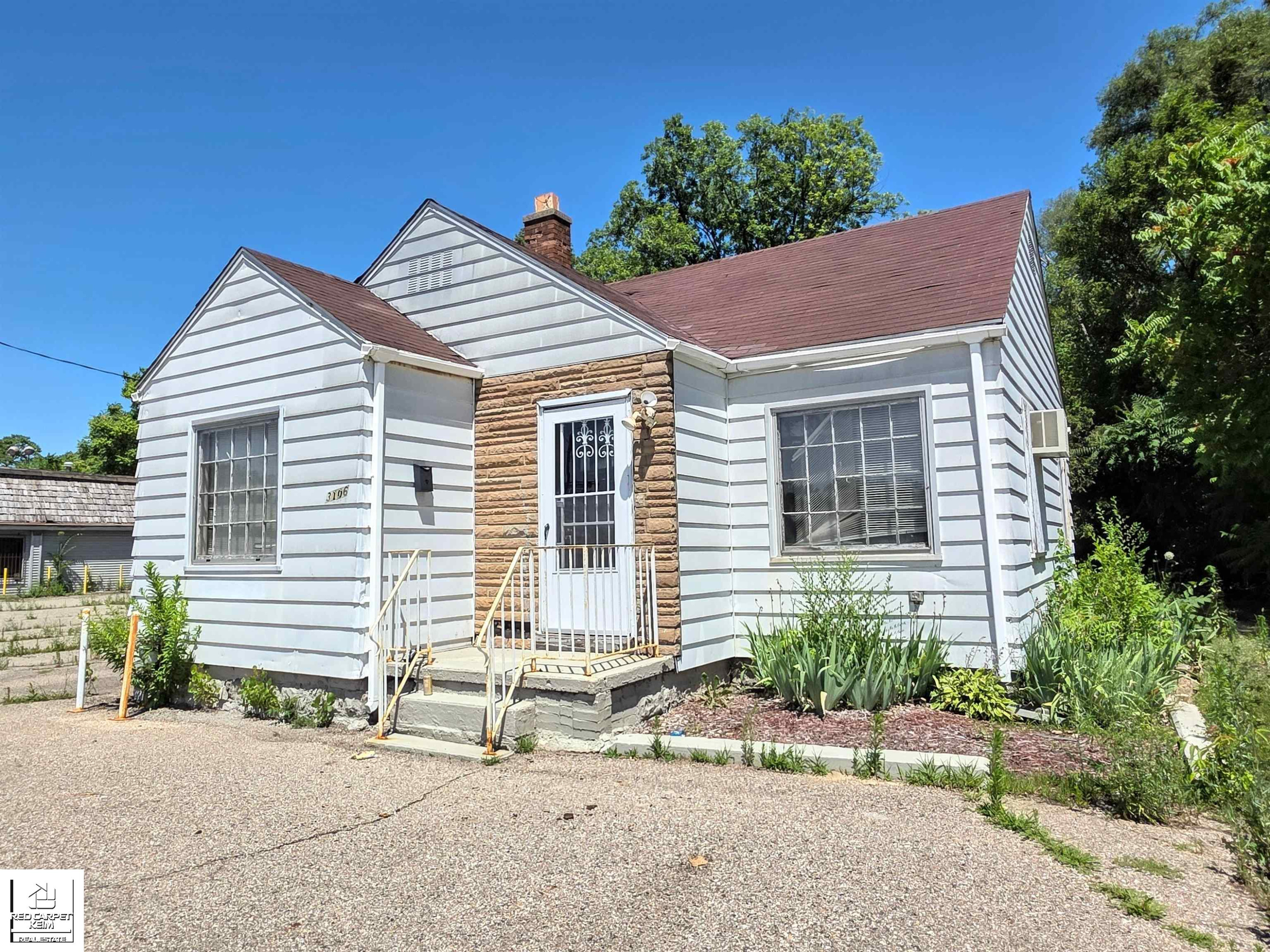 3106 W Pierson Road, Flint, MI 48504