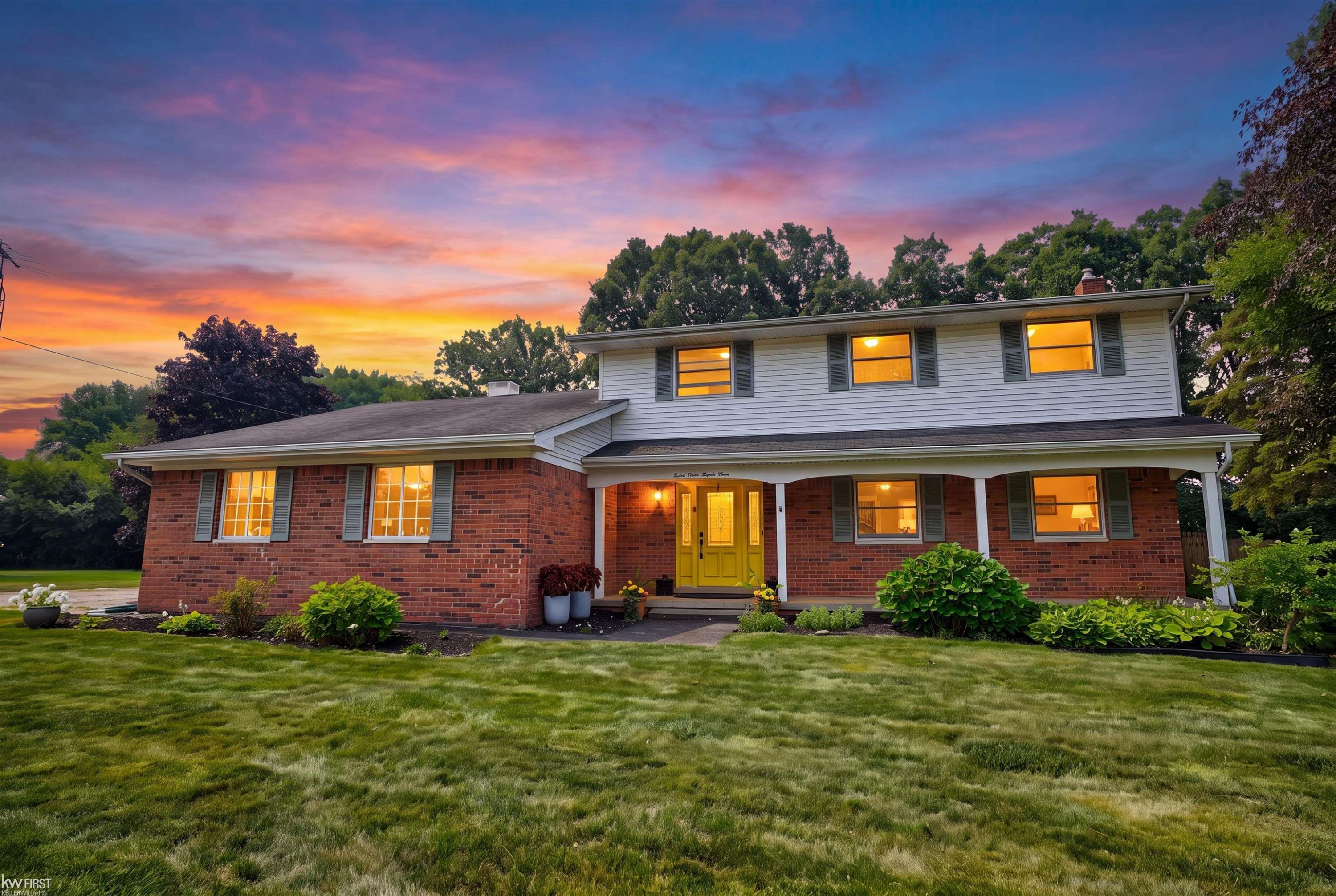 4333 Post Drive, Flint, MI 48532