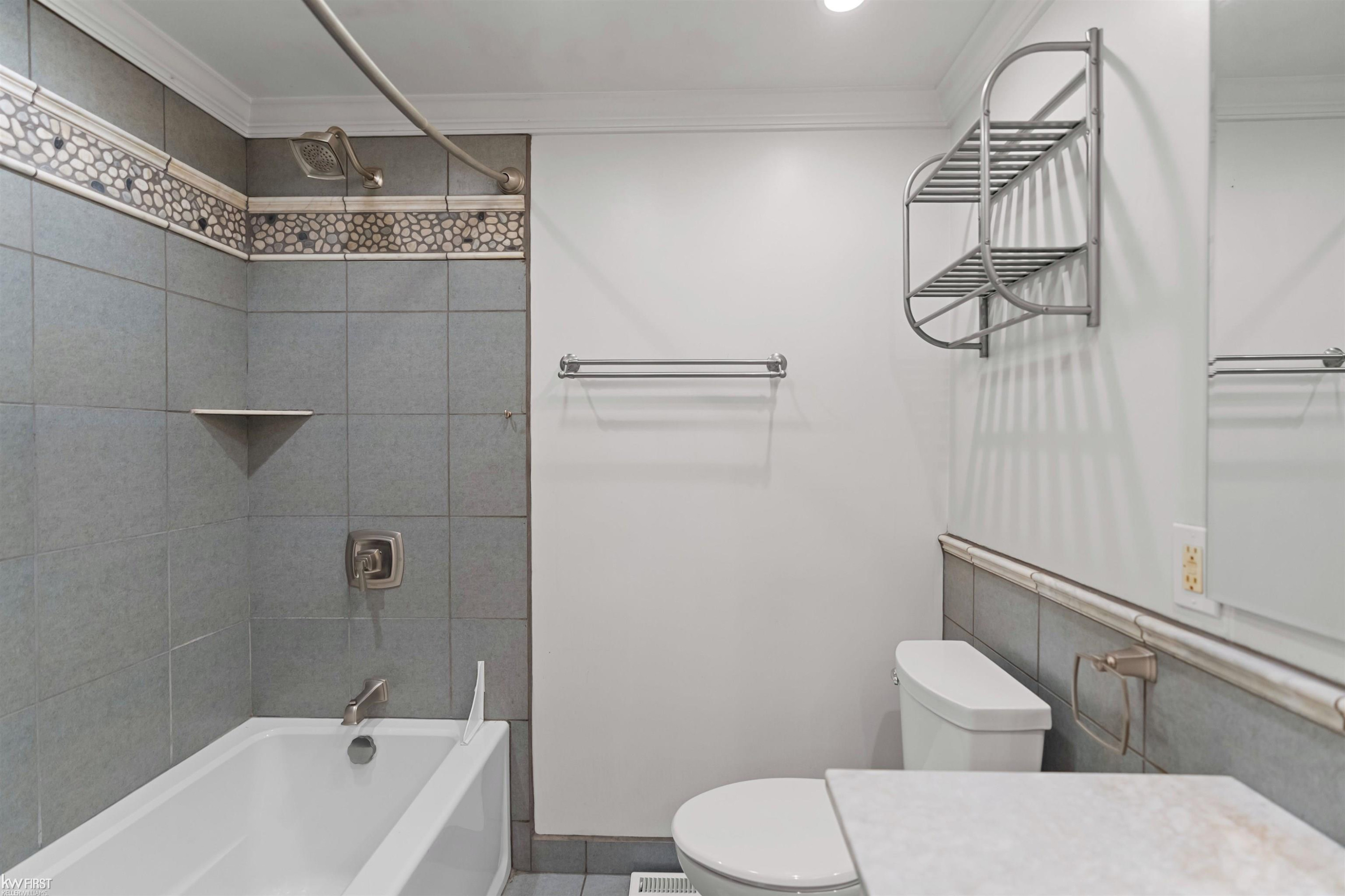 4333 Post Drive, Flint, MI 48532 — Photo 34