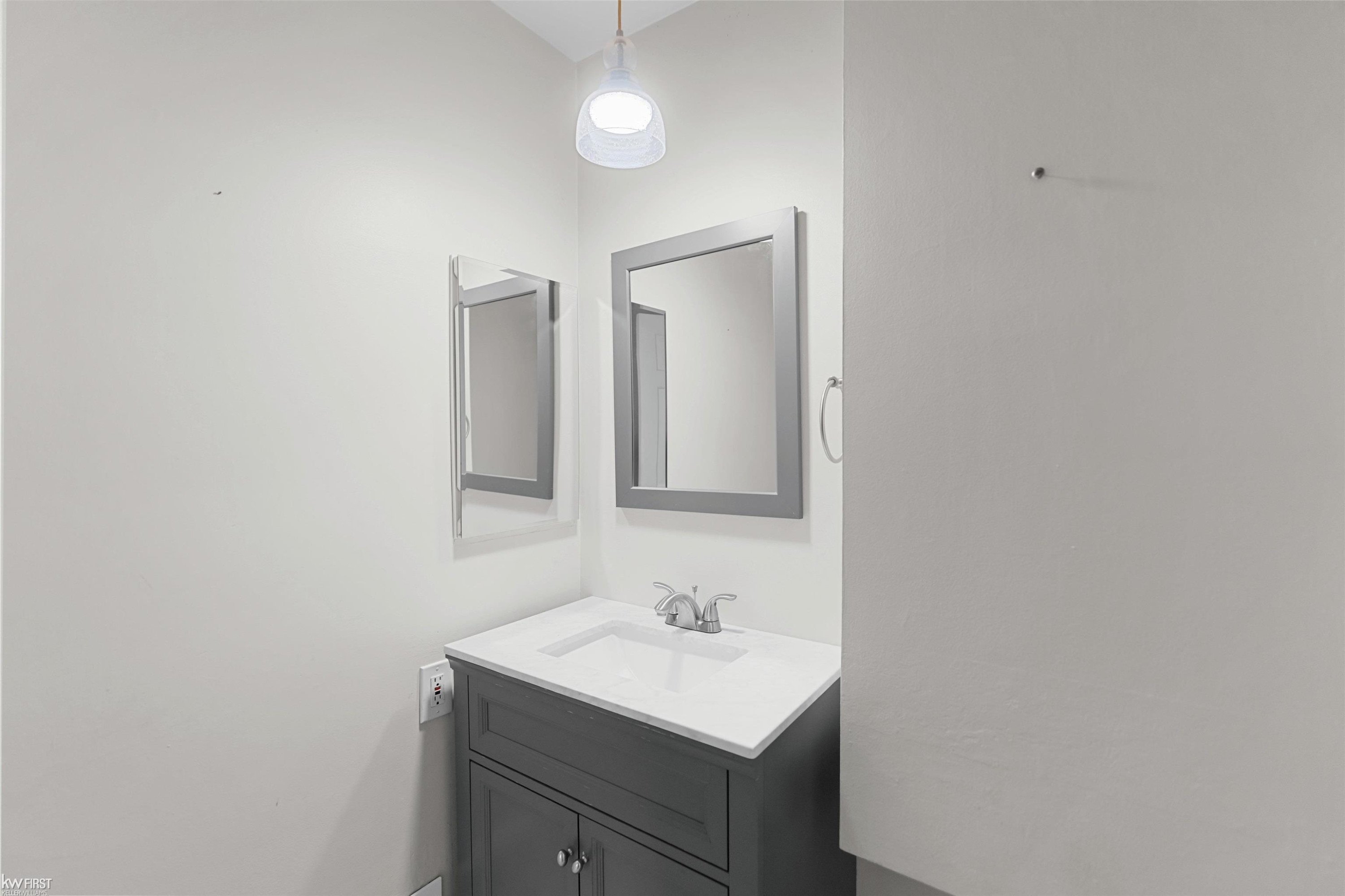 4333 Post Drive, Flint, MI 48532 — Photo 37