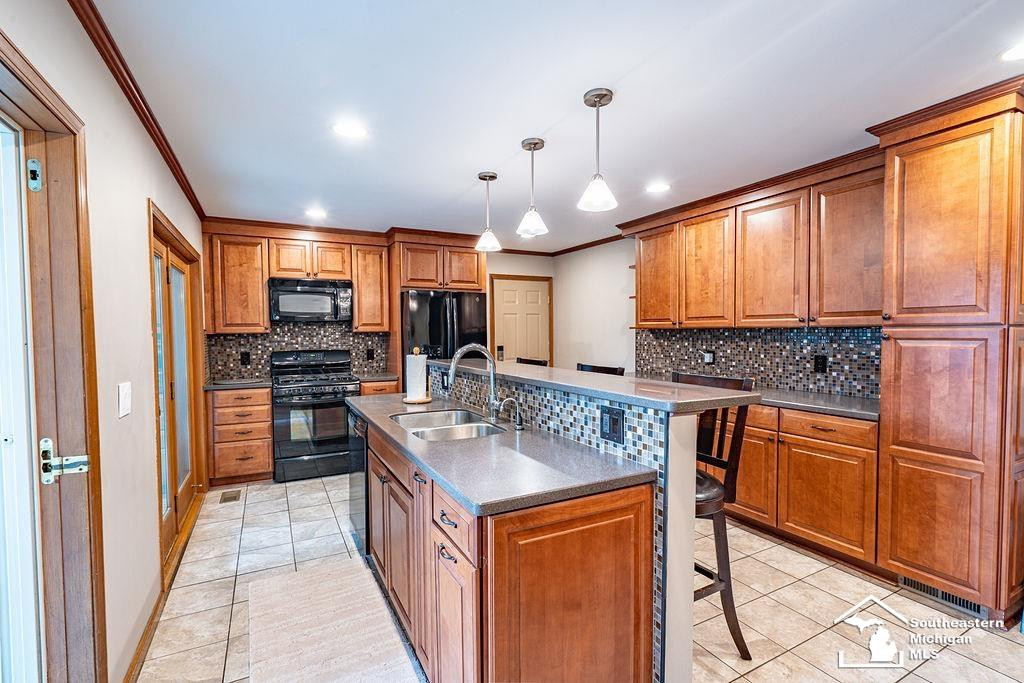 21680 Bell Road, New Boston, MI 48164 — Photo 5