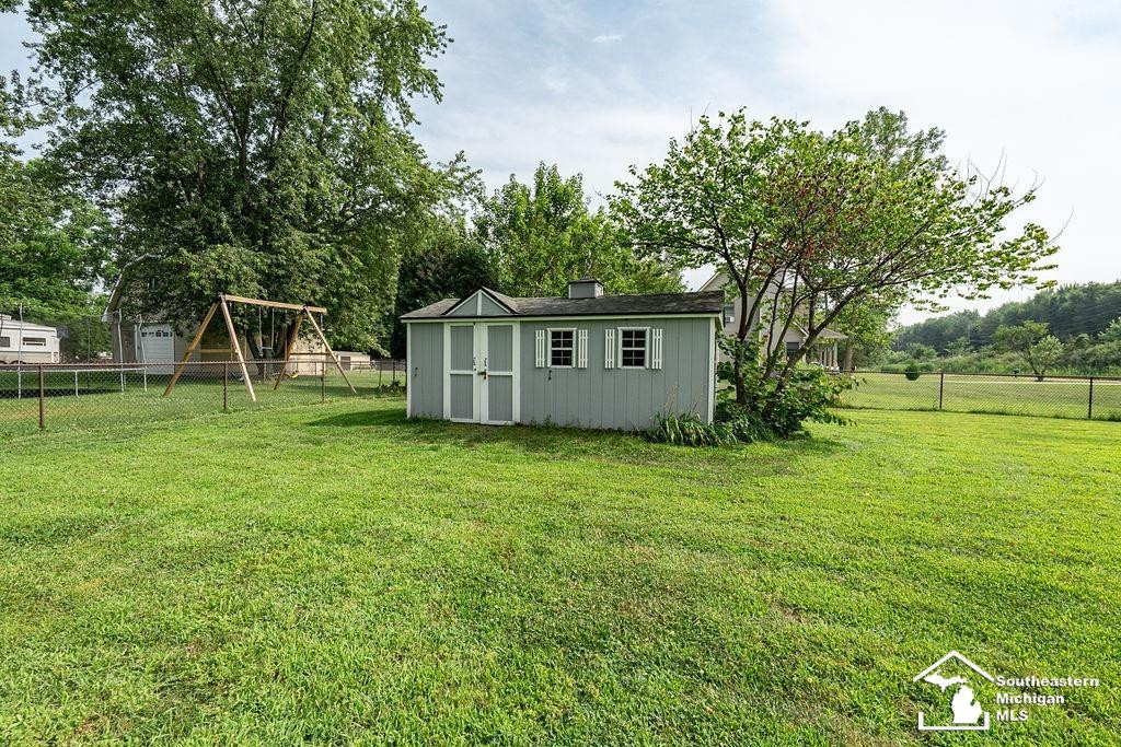 21680 Bell Road, New Boston, MI 48164 — Photo 37