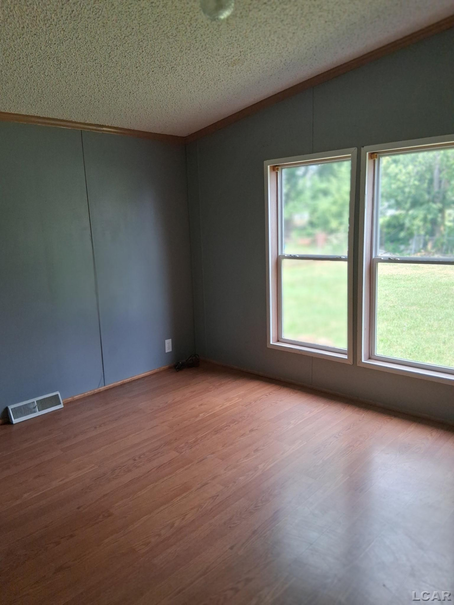 1022 Davis Street, Adrian, MI 49221 — Photo 9