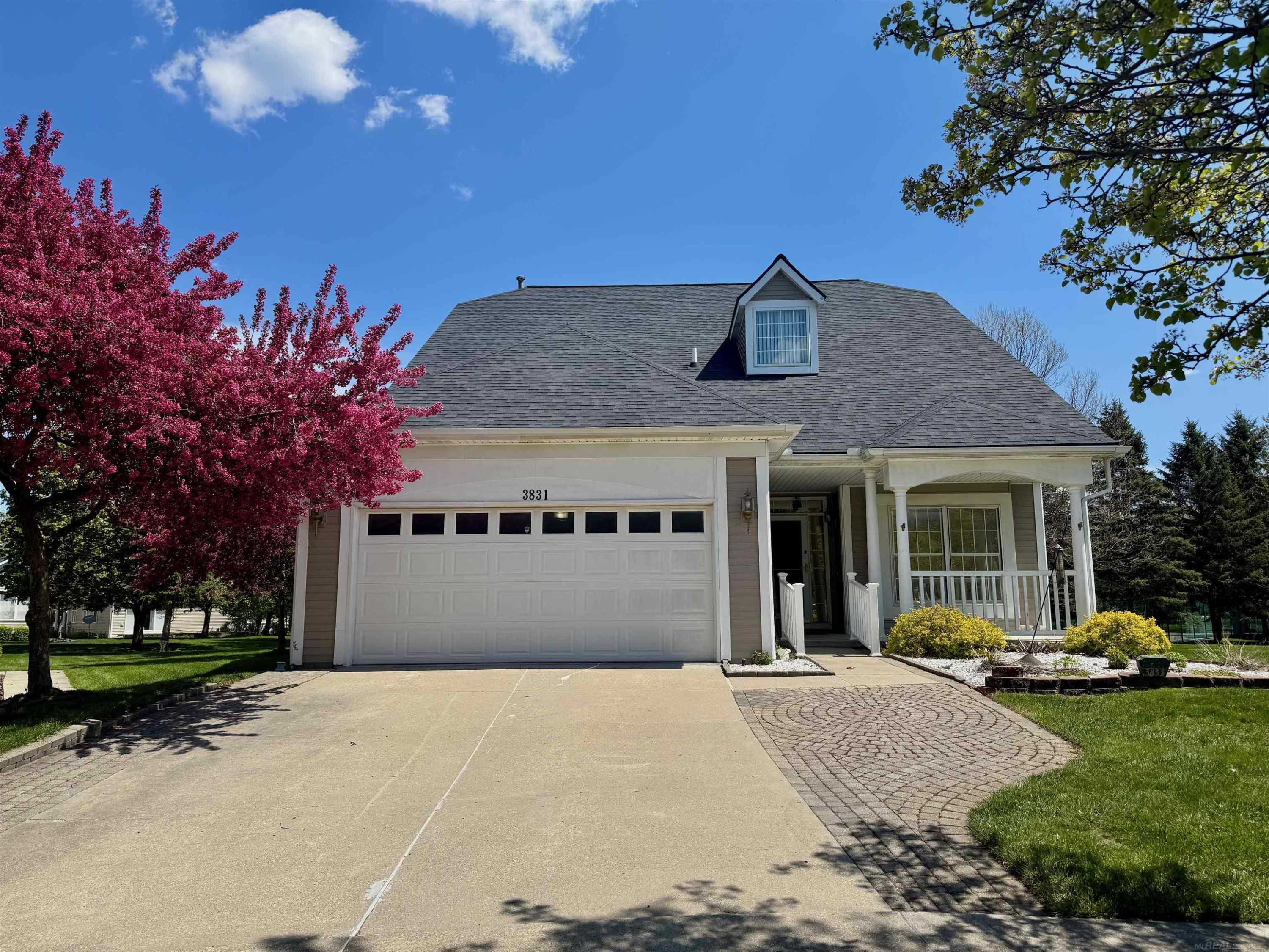 3831 Springwood Court, Auburn Hills, MI 48326