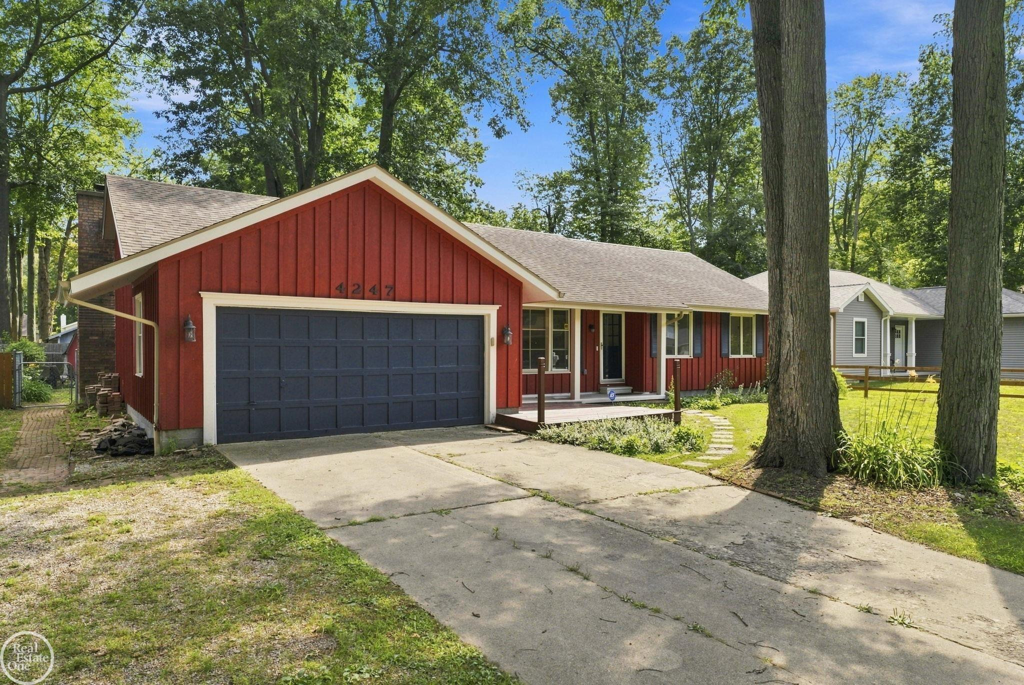 4247 Old Forge Drive, MI 48059 — Photo 4