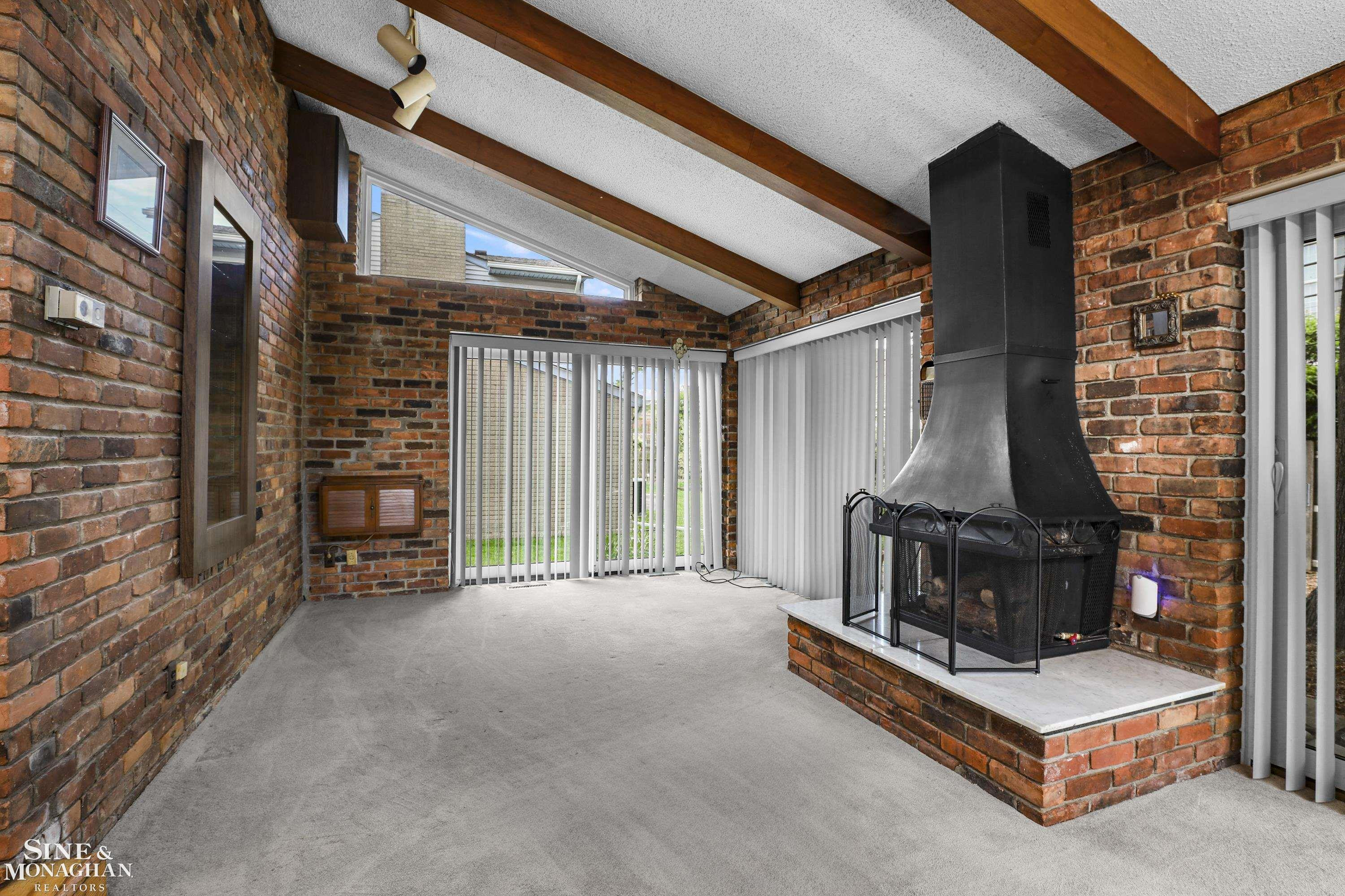 20631 Wedgewood Drive, Grosse Pointe Woods, MI 48236 — Photo 12