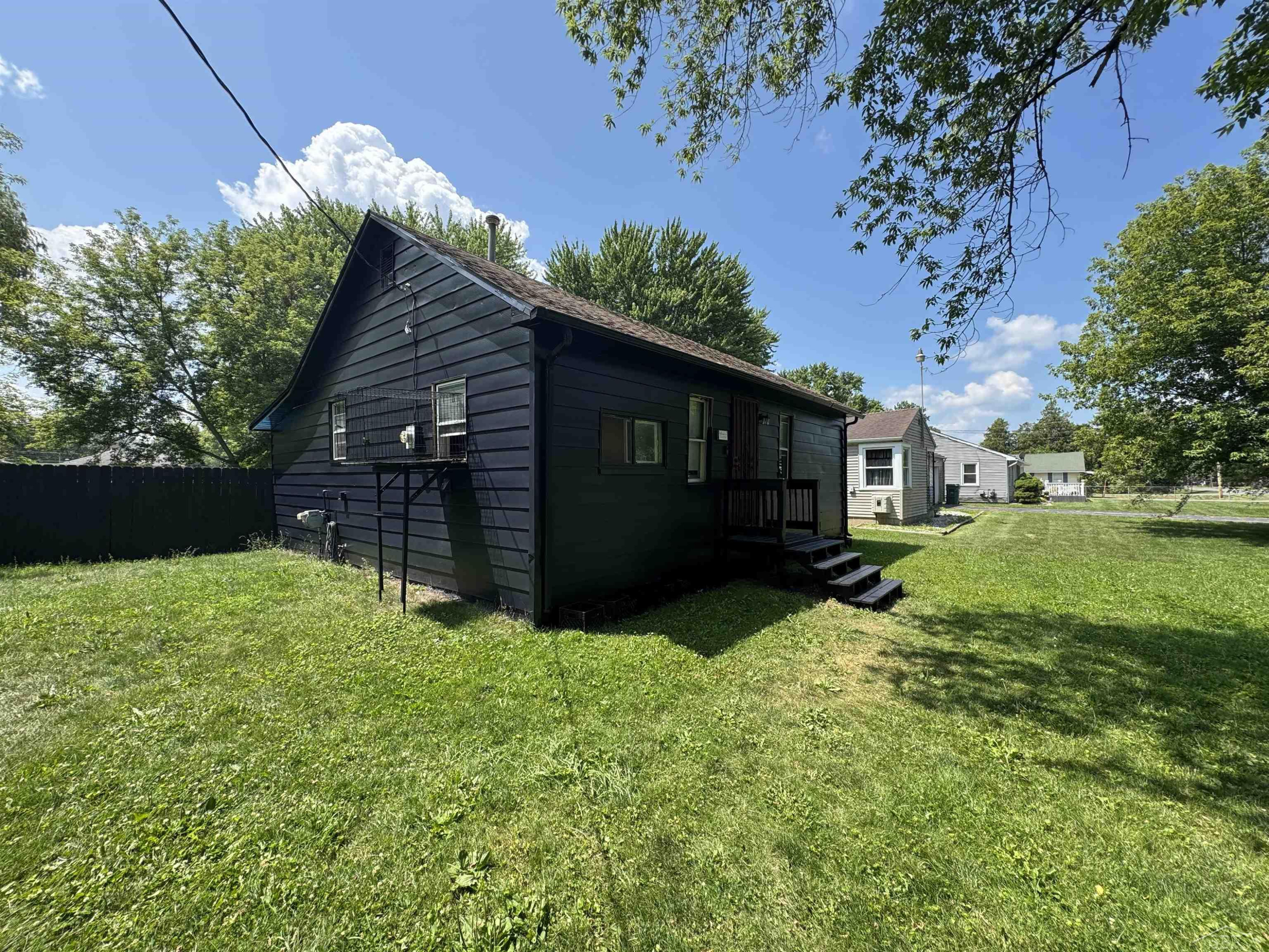 2338 Iowa Avenue, Saginaw, MI 48601 — Photo 9