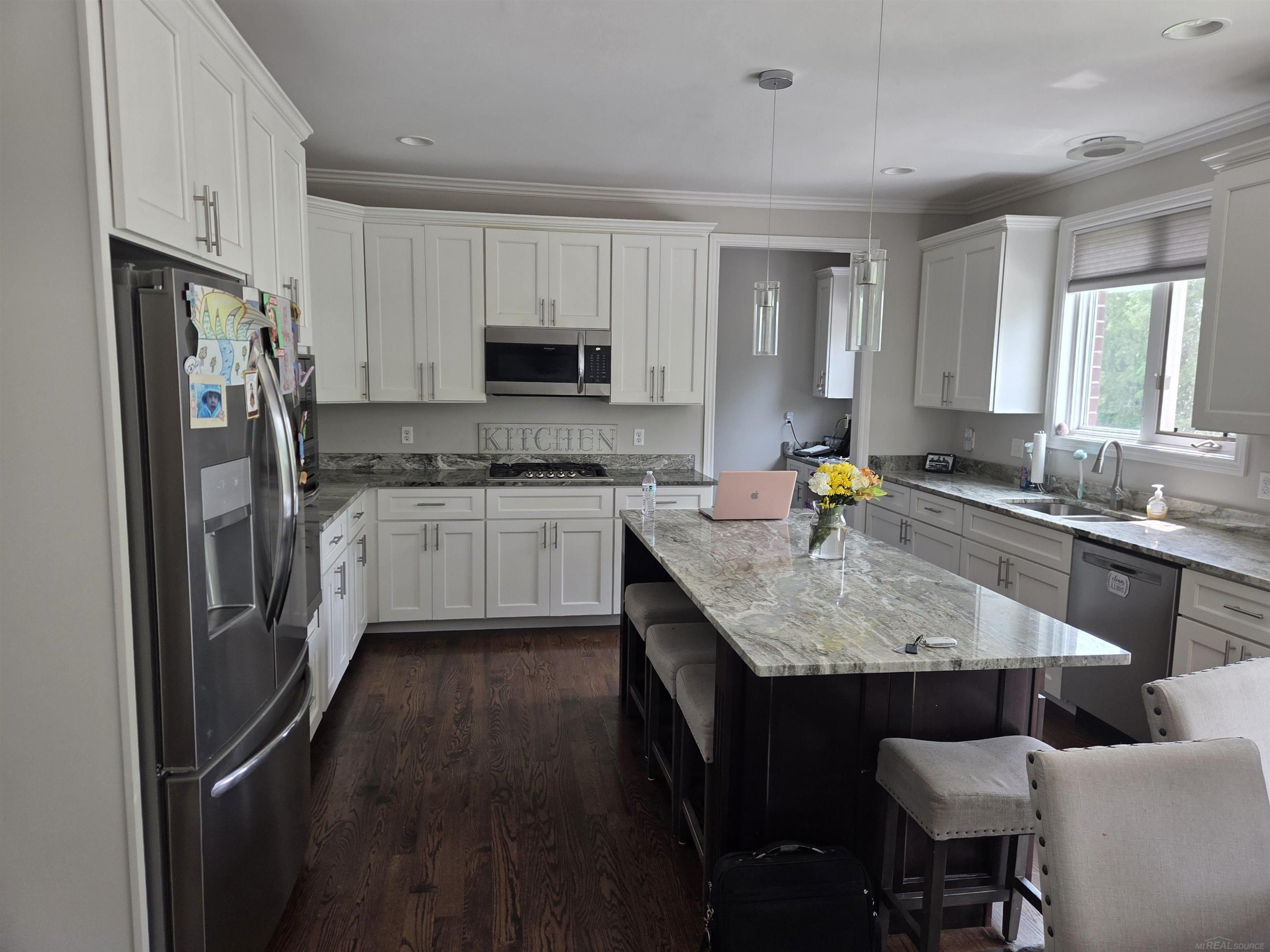 5960 SHADYDALE Drive, Shelby Twp, MI 48316 — Photo 5