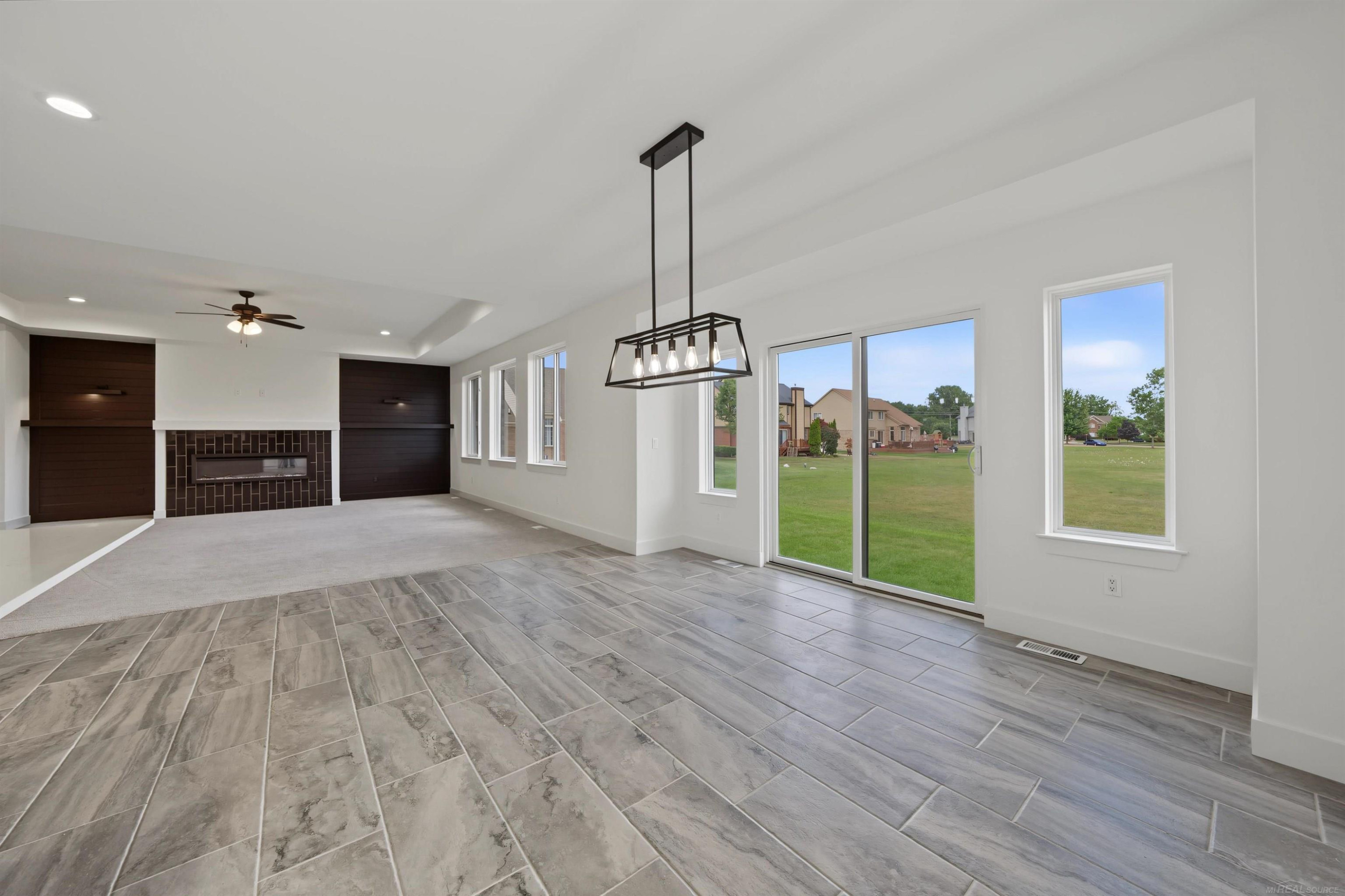 1073 Williamson Circle, Pontiac, MI 48340 — Photo 10