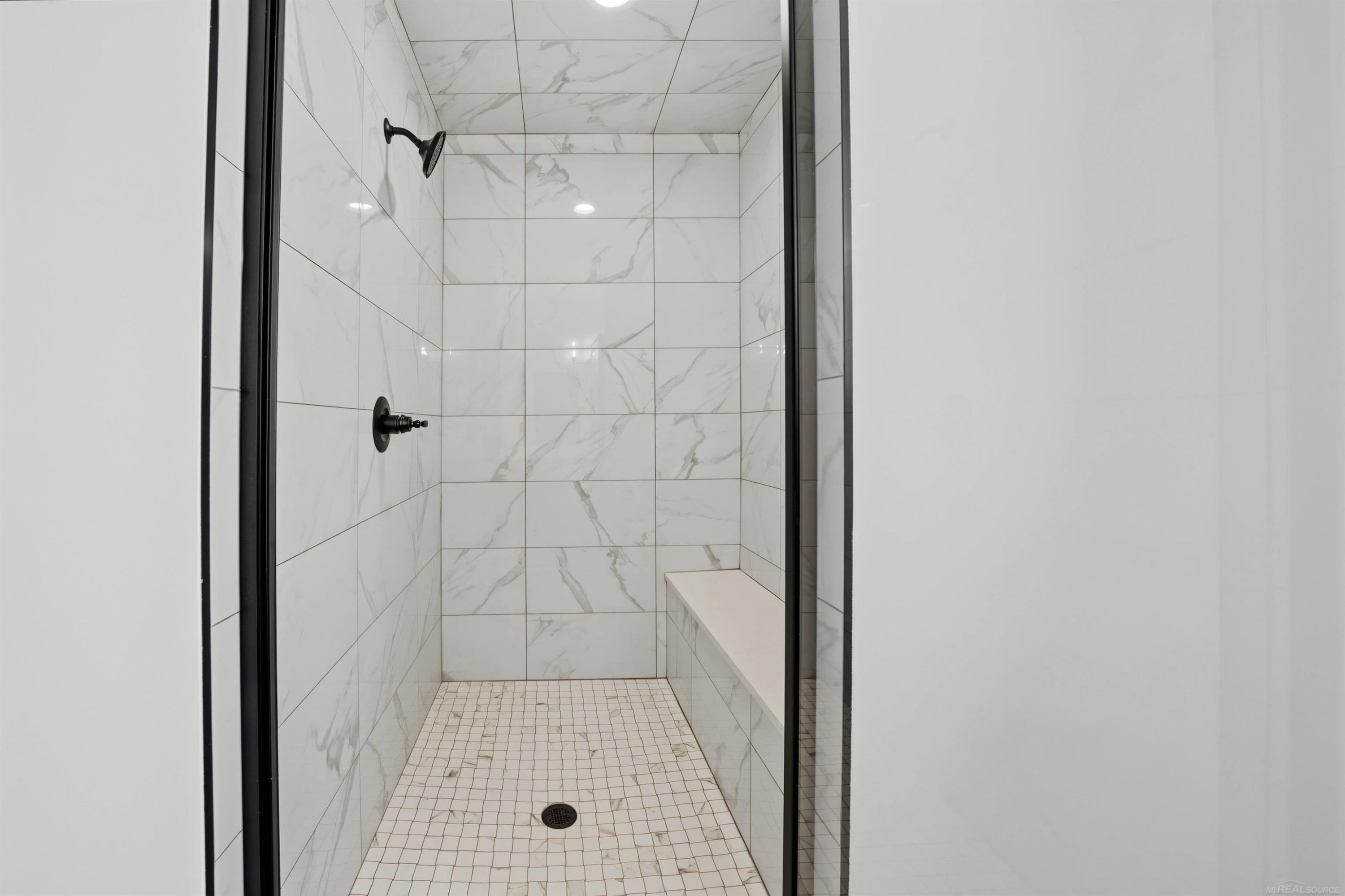 1073 Williamson Circle, Pontiac, MI 48340 — Photo 19