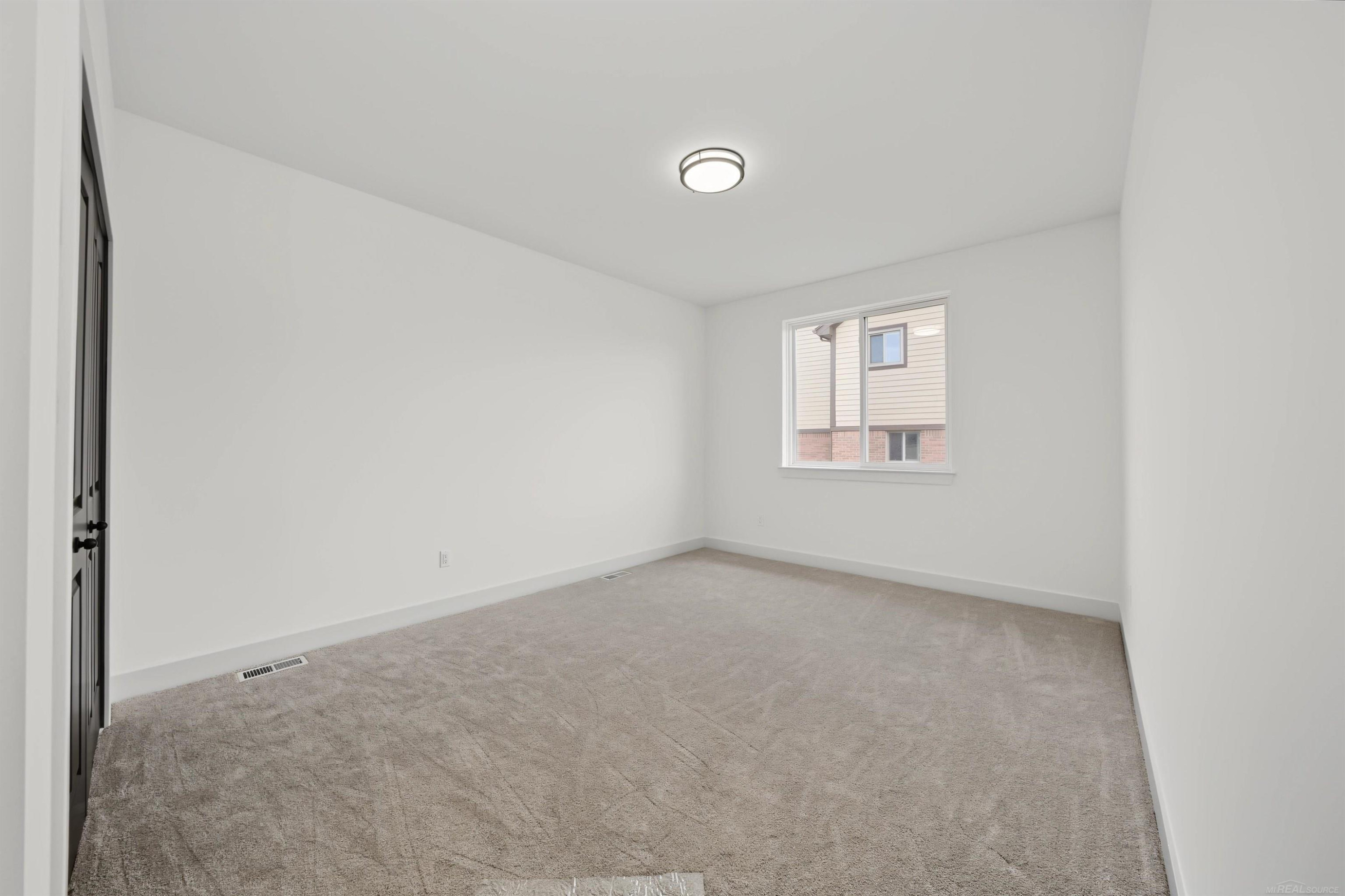 1073 Williamson Circle, Pontiac, MI 48340 — Photo 23