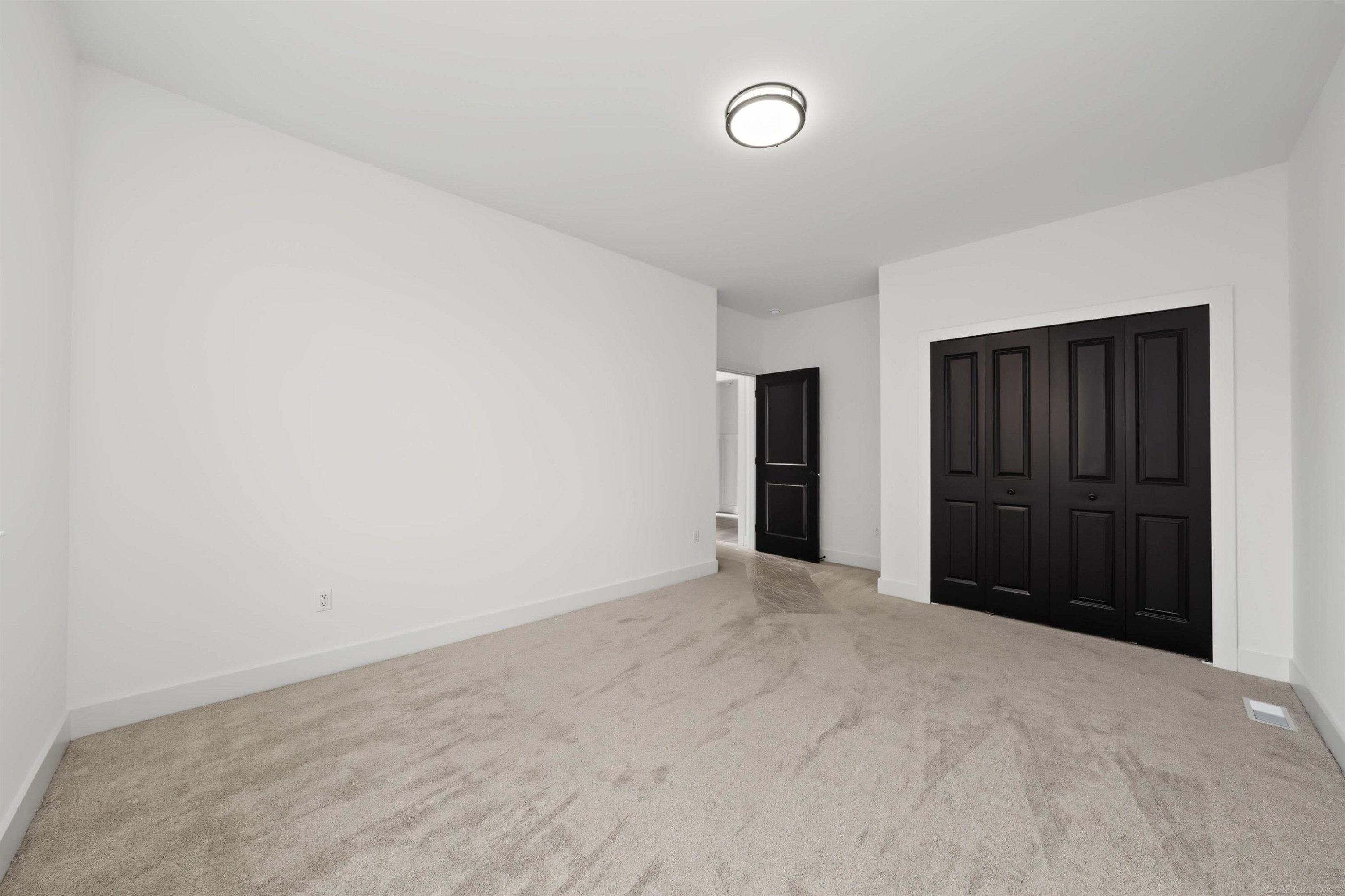 1073 Williamson Circle, Pontiac, MI 48340 — Photo 24