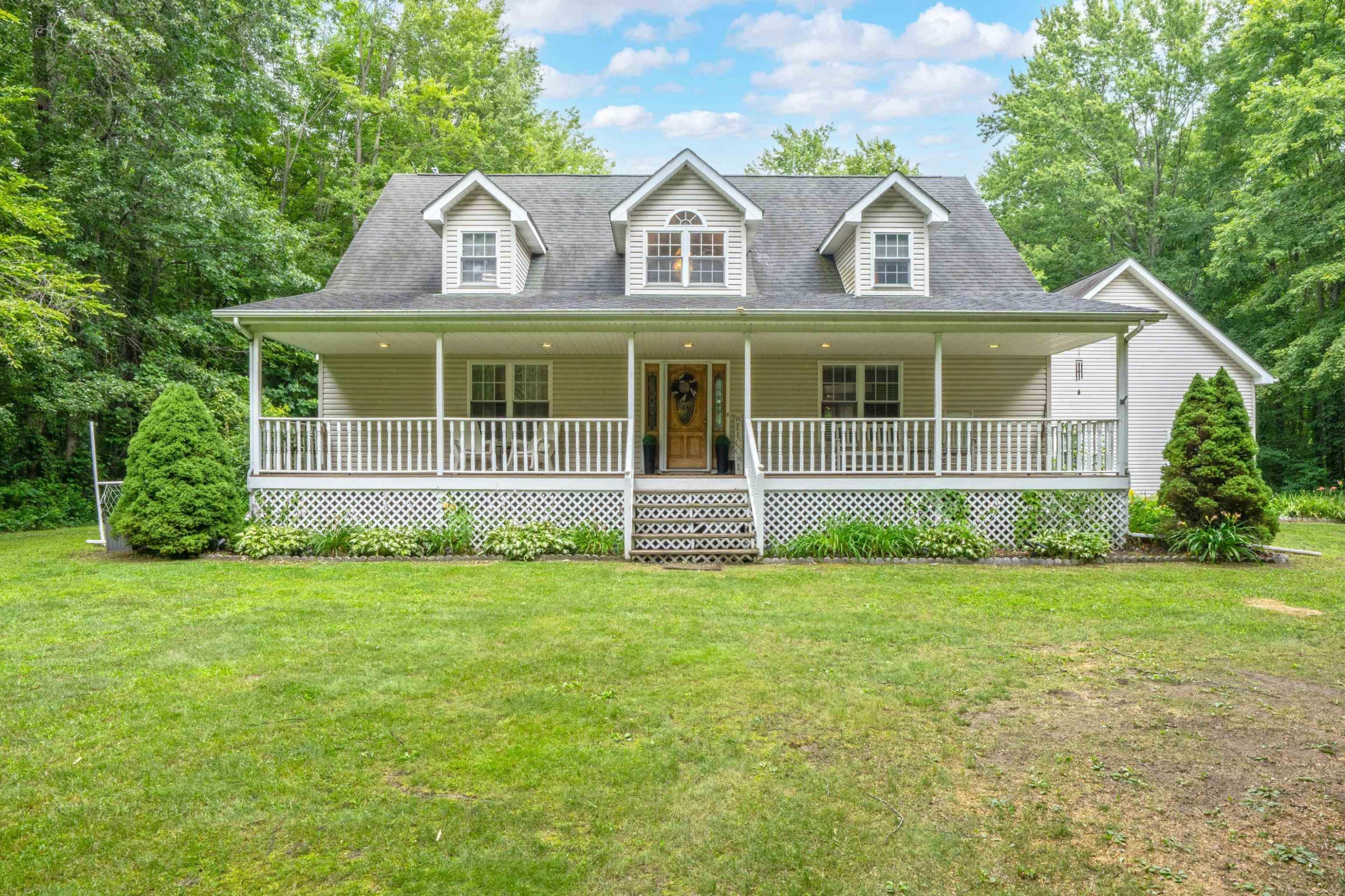 8501 Morrow Road, Algonac, MI 48001 — Photo 2