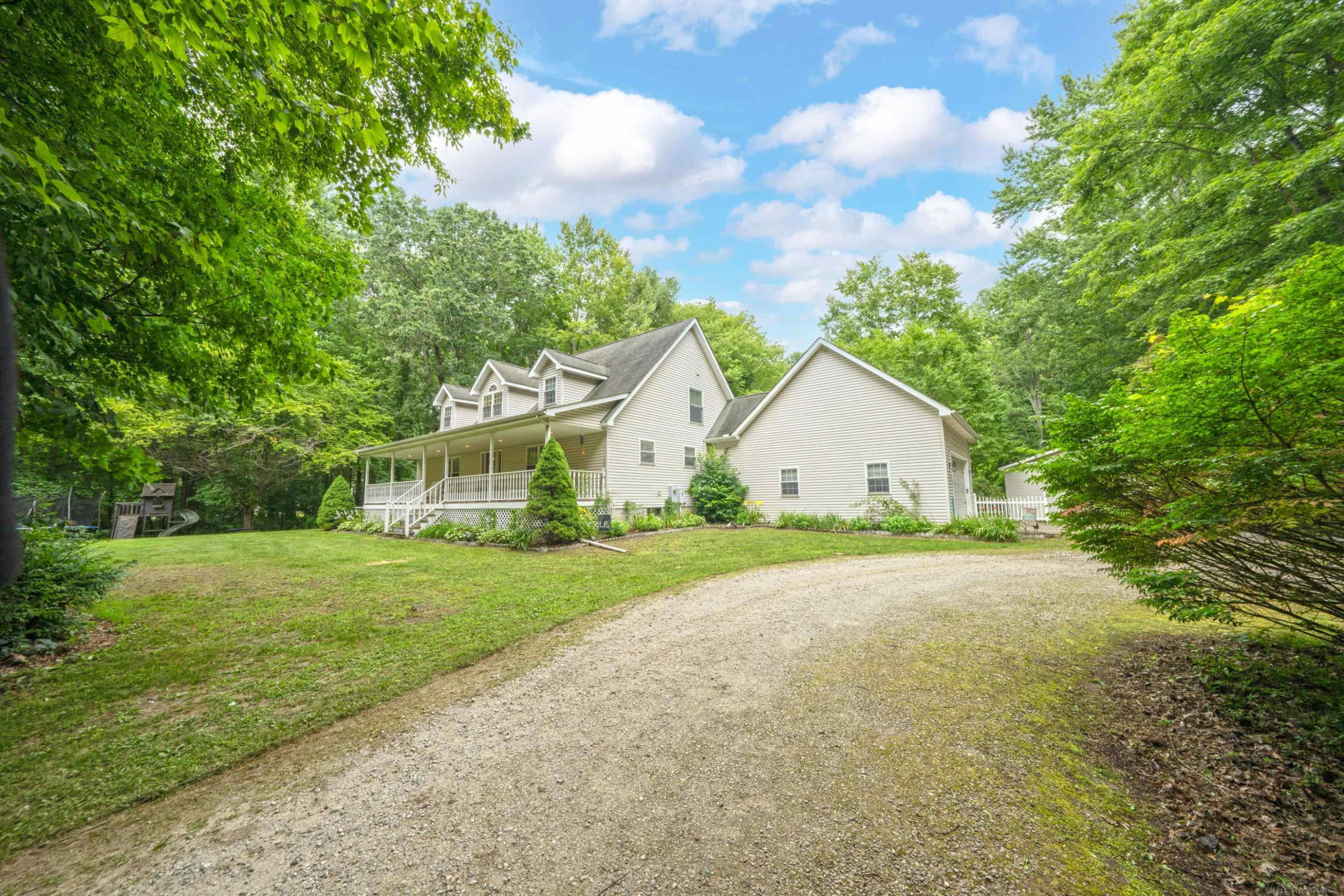 8501 Morrow Road, Algonac, MI 48001 — Photo 4