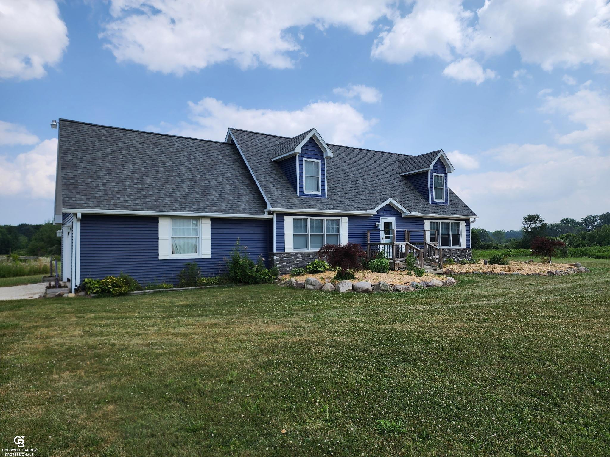 5350 Emmett Road, Emmett, MI 48022 — Photo 2