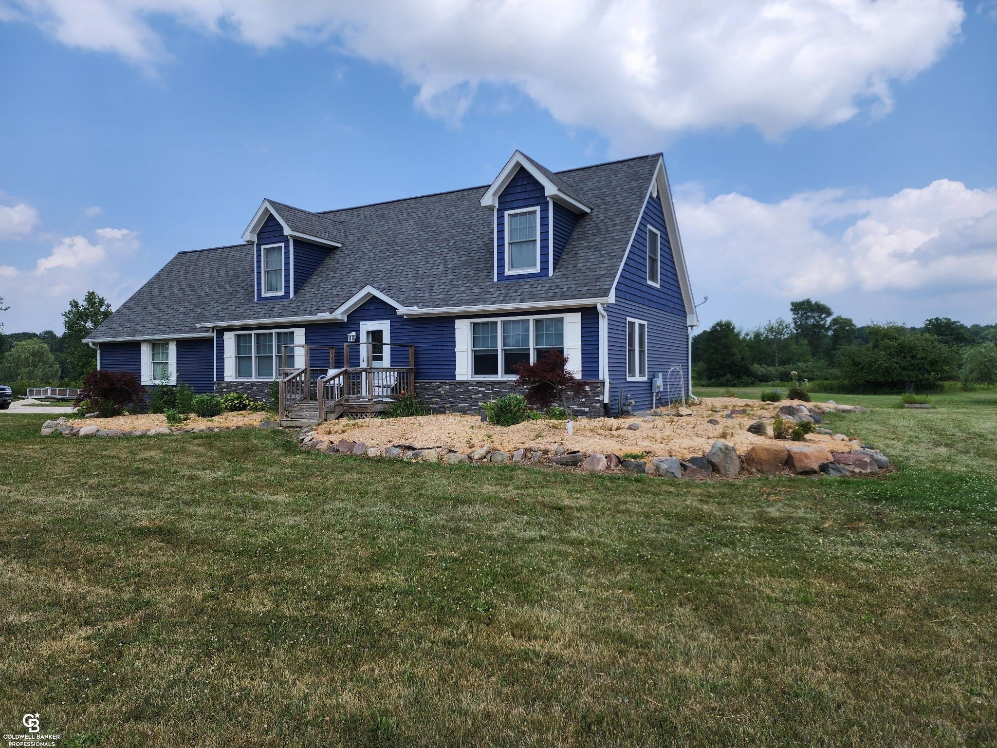 5350 Emmett Road, Emmett, MI 48022 — Photo 5