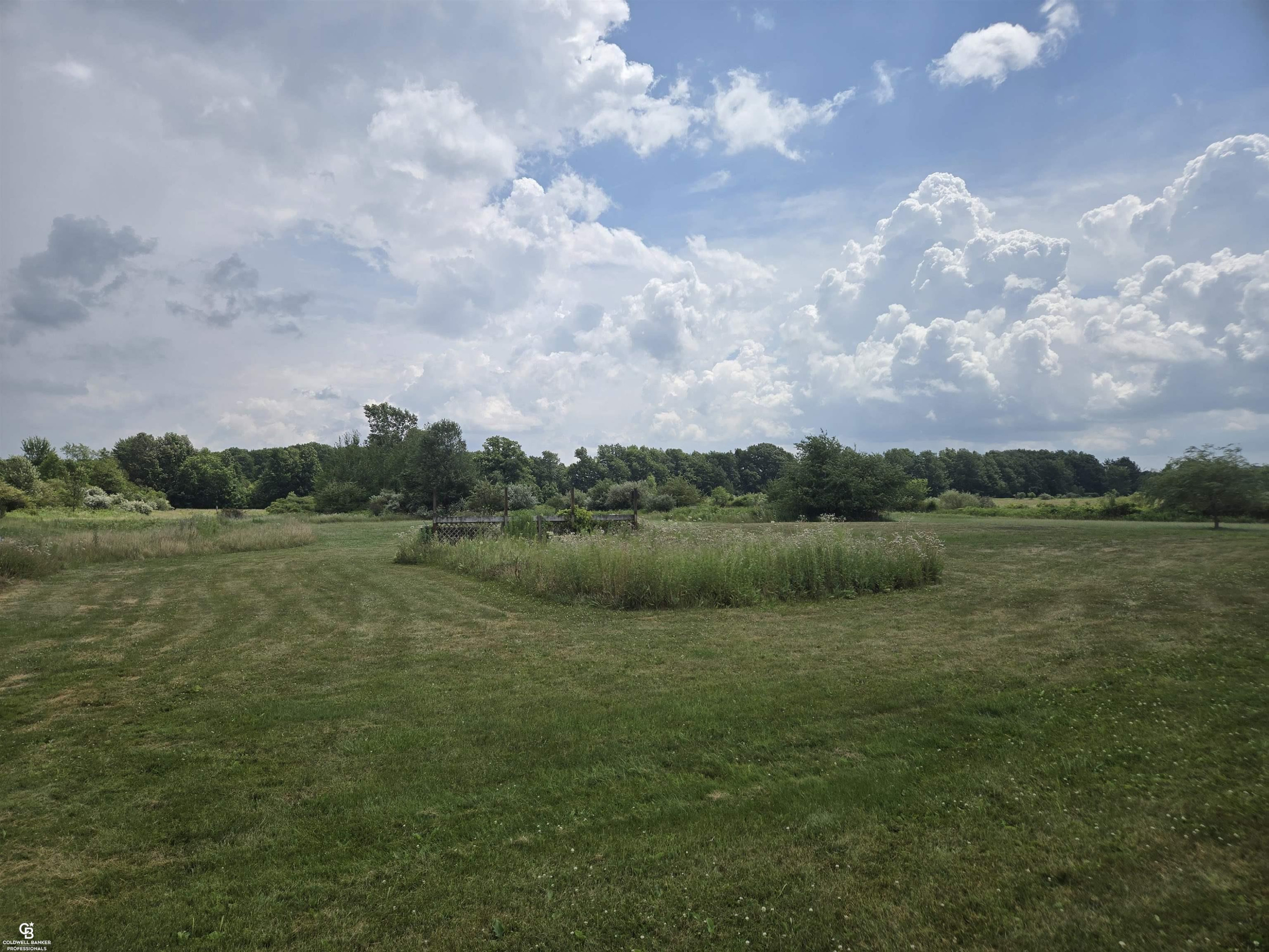 5350 Emmett Road, Emmett, MI 48022 — Photo 10