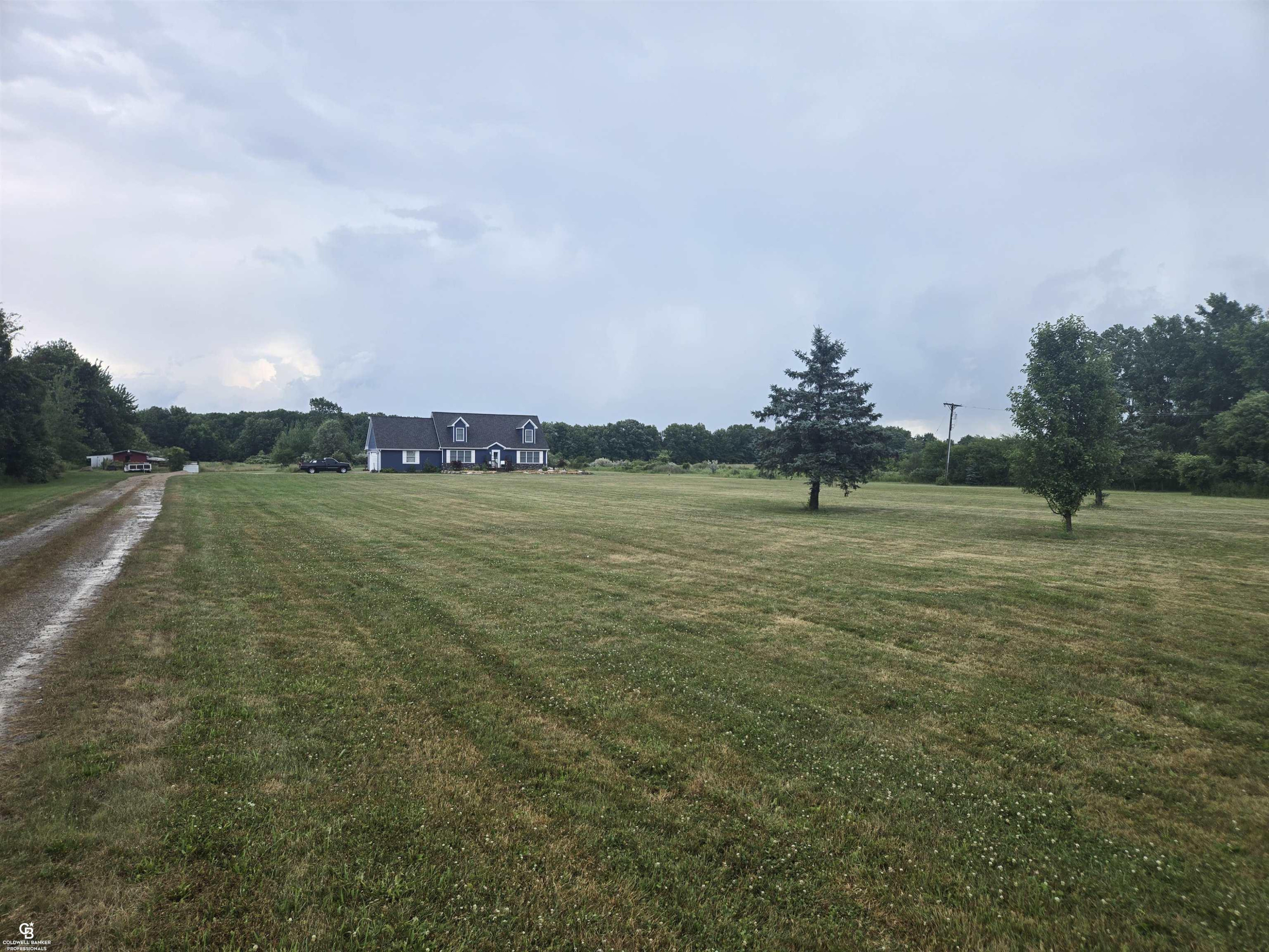 5350 Emmett Road, Emmett, MI 48022 — Photo 13