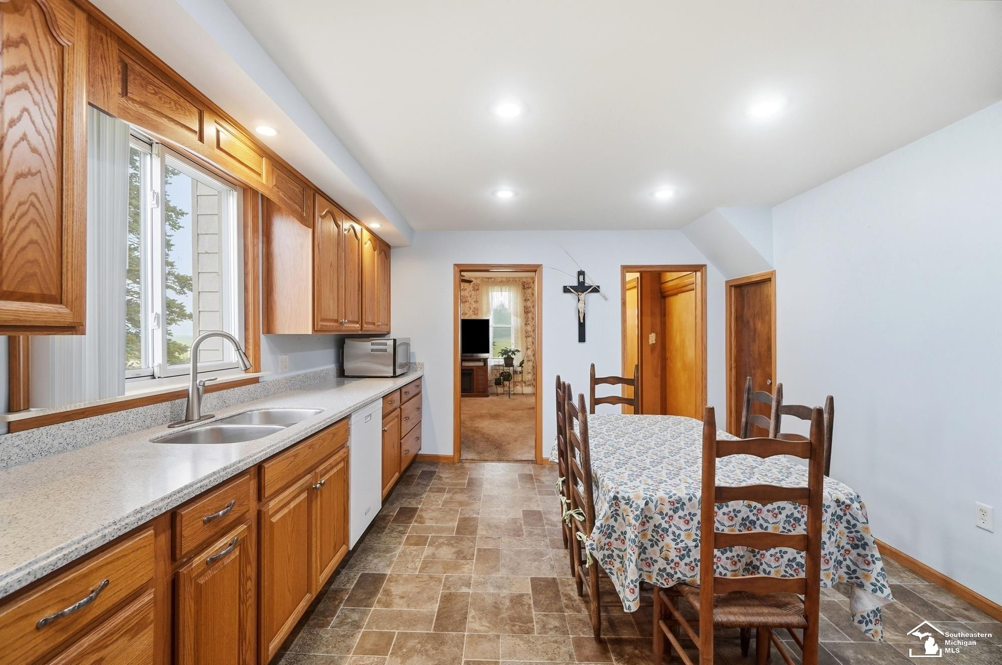 4165 Fay Road, Carleton, MI 48117 — Photo 12