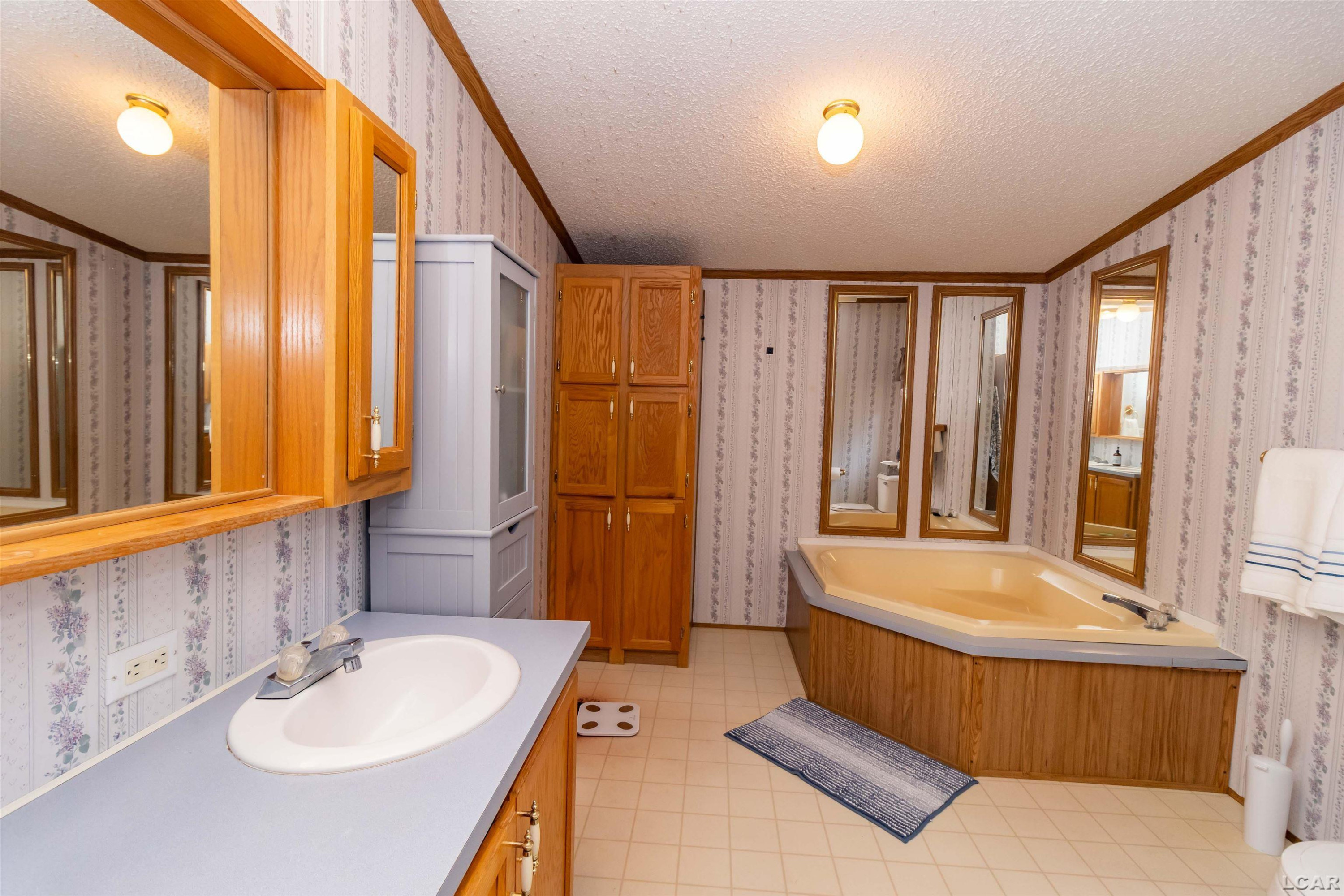 5043 N Adrian Highway, Adrian, MI 49221 — Photo 20