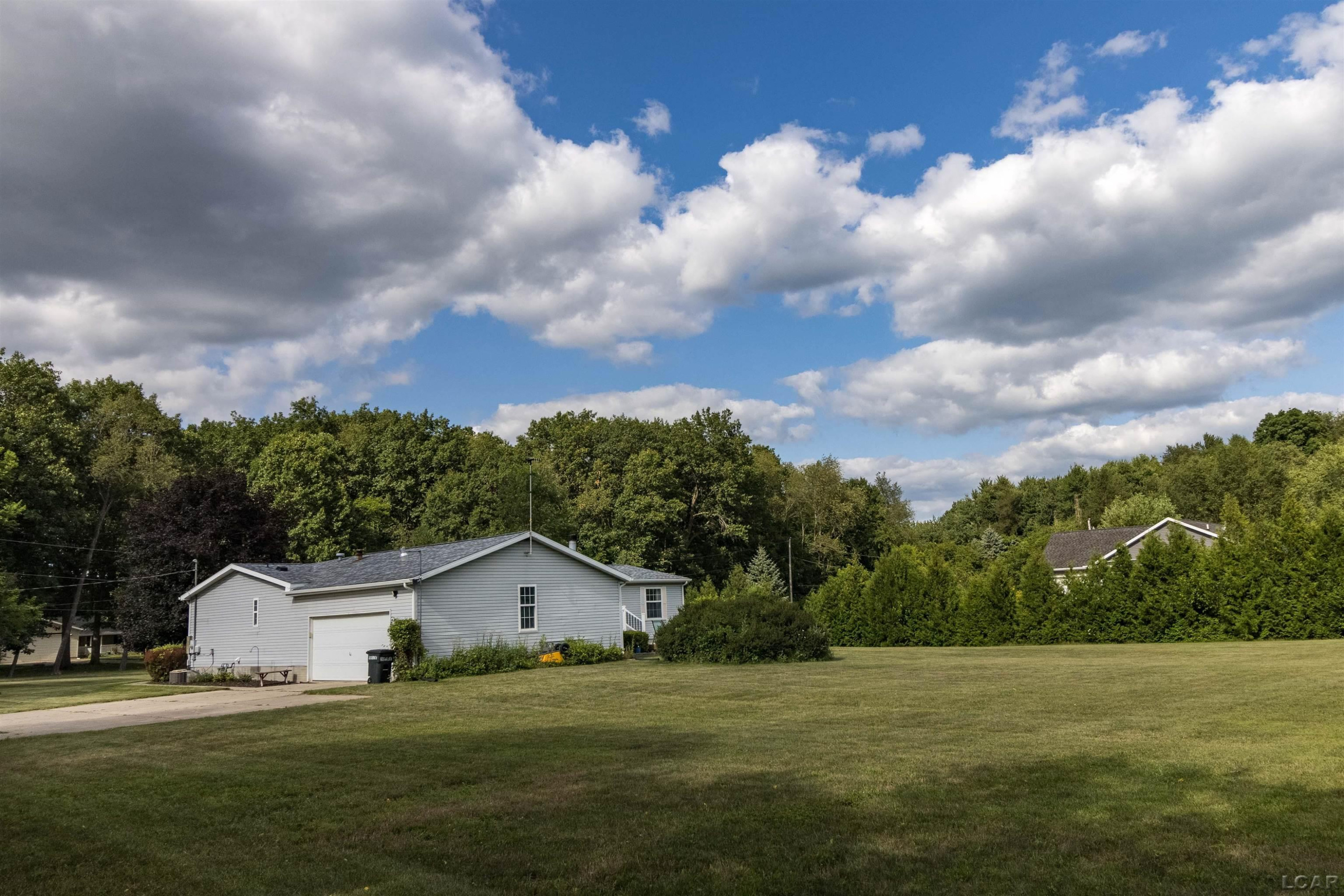 5043 N Adrian Highway, Adrian, MI 49221 — Photo 40