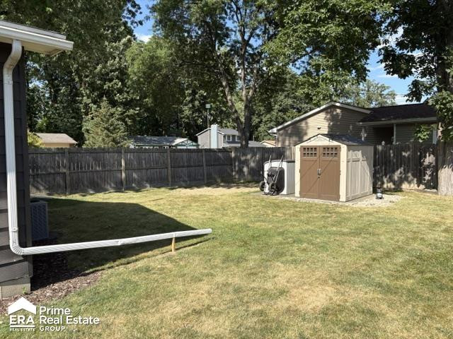 5521 Meadowcrest Drive, Flint, MI 48532 — Photo 13