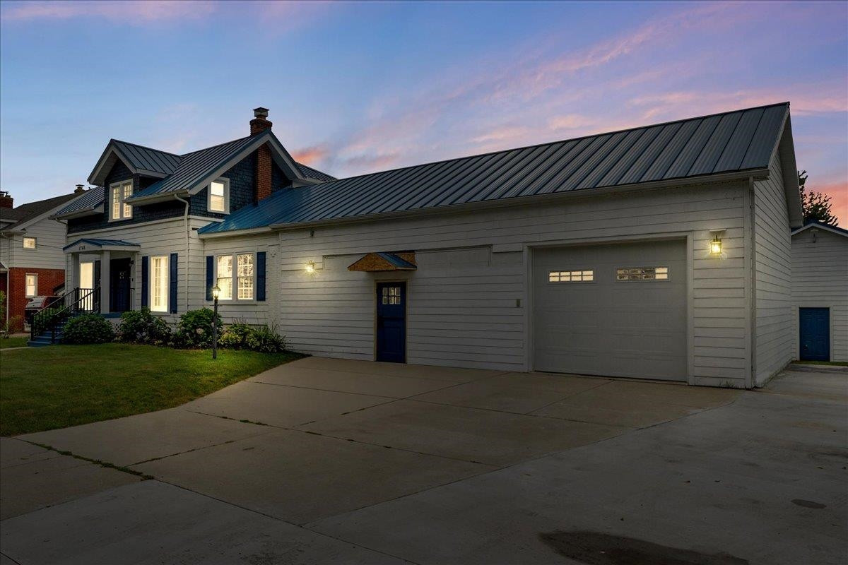 1748 Saint Clair River Drive, Algonac, MI 48001 — Photo 4