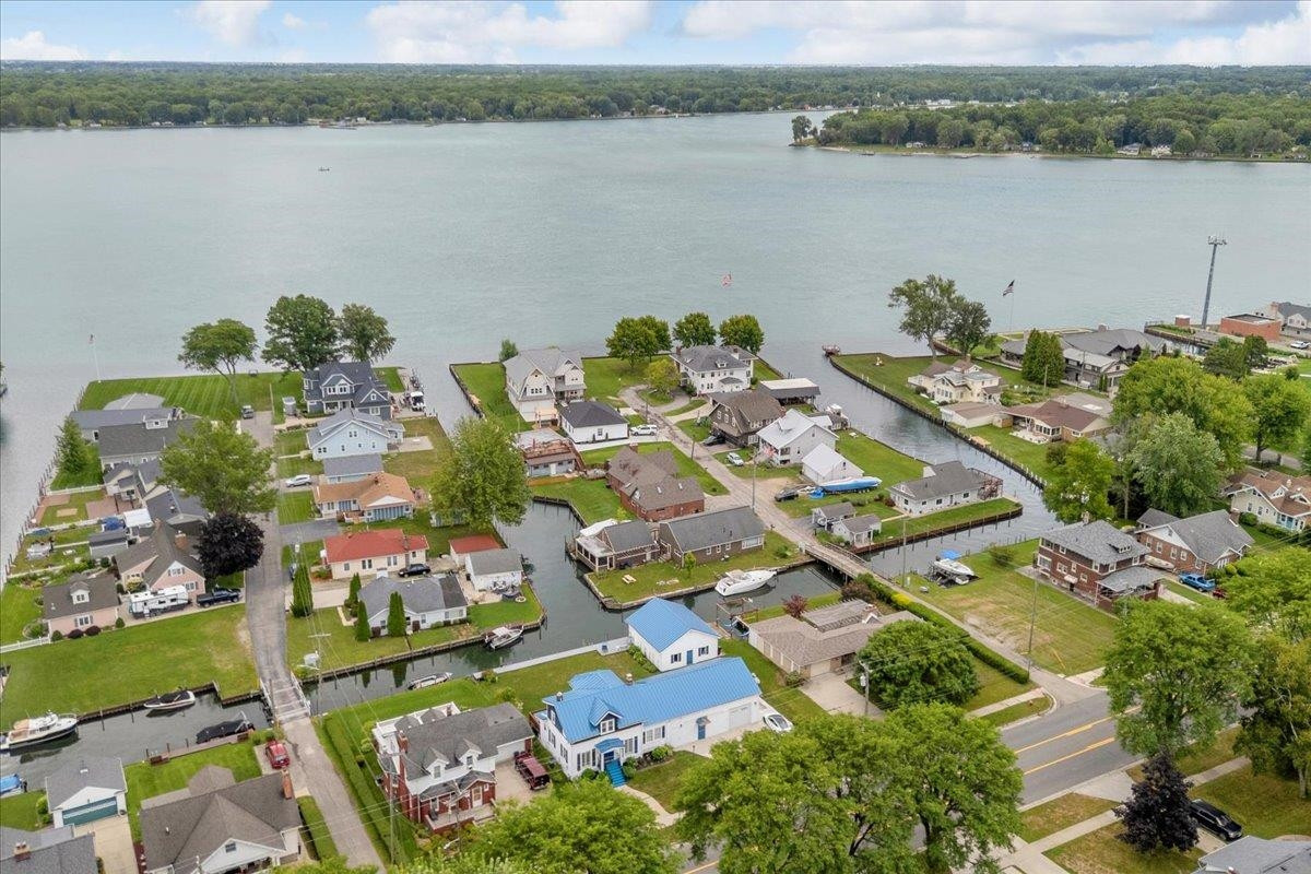 1748 Saint Clair River Drive, Algonac, MI 48001 — Photo 42