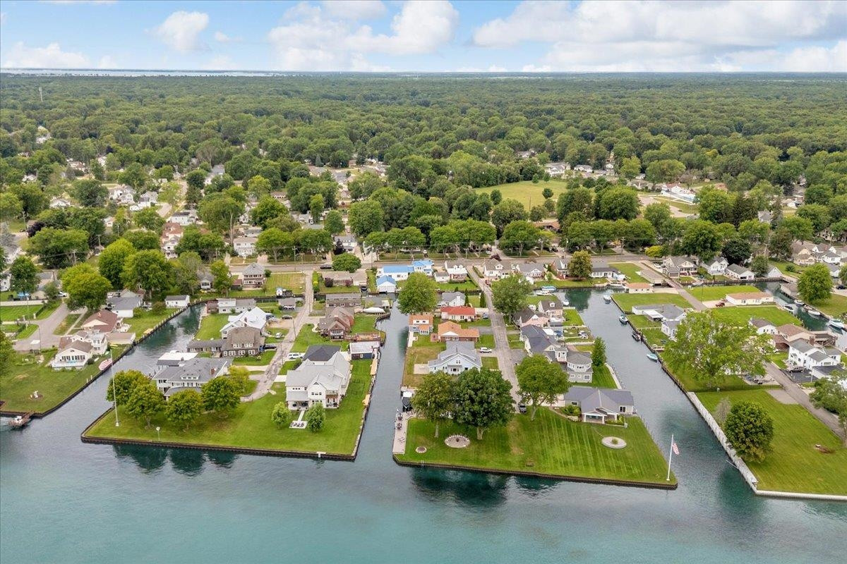 1748 Saint Clair River Drive, Algonac, MI 48001 — Photo 43