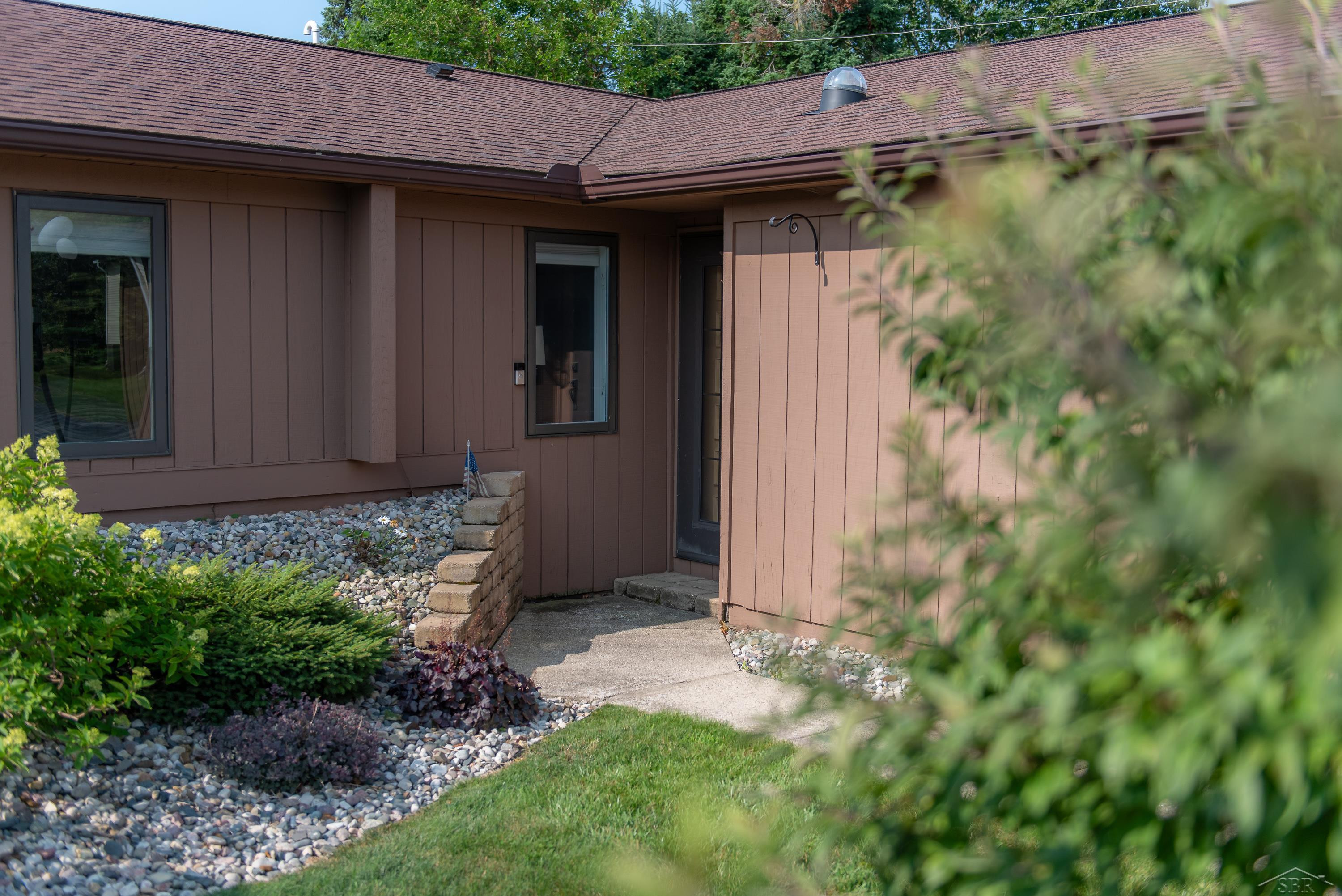 118 Darley Avenue, Auburn, MI 48611 — Photo 3
