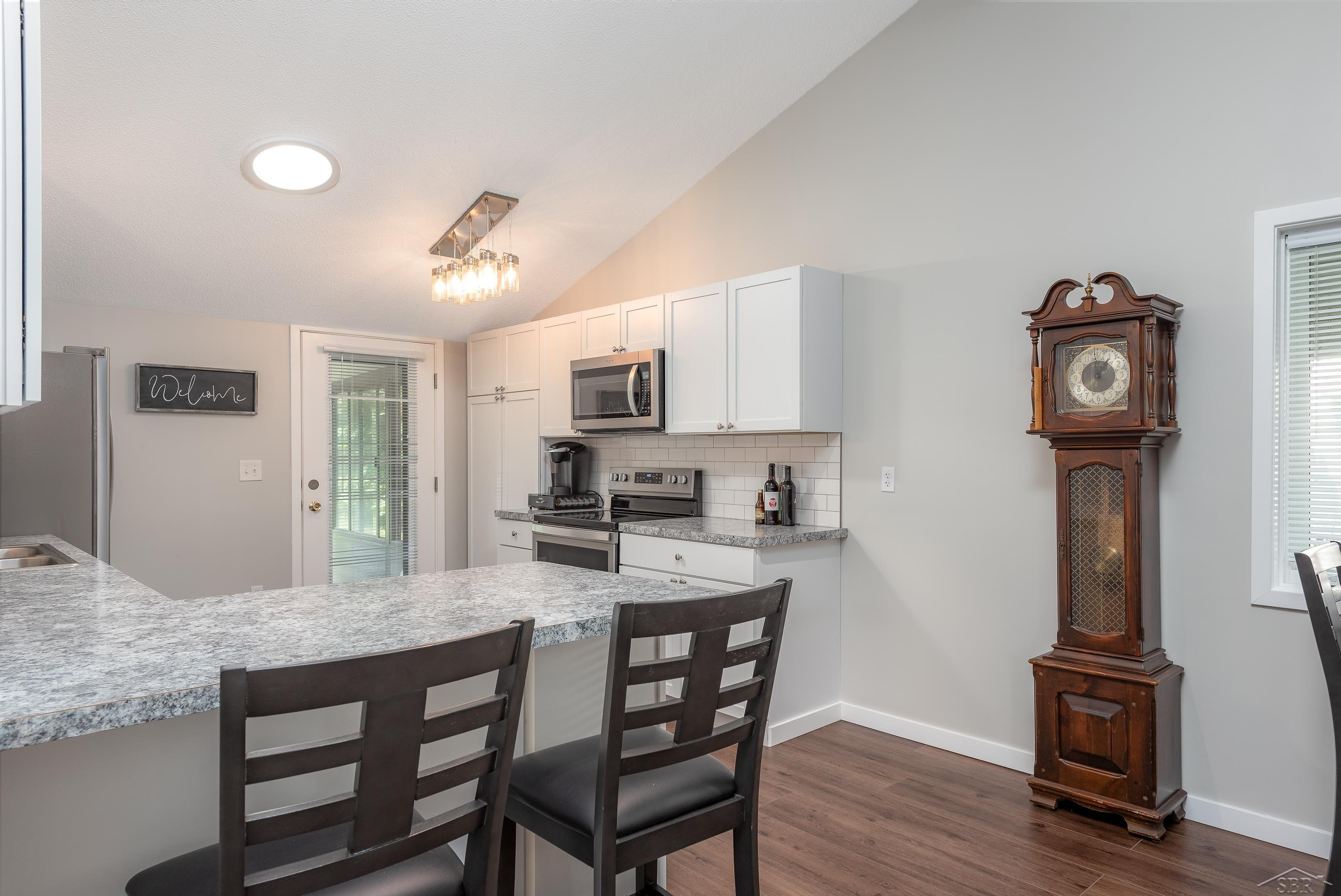 118 Darley Avenue, Auburn, MI 48611 — Photo 8
