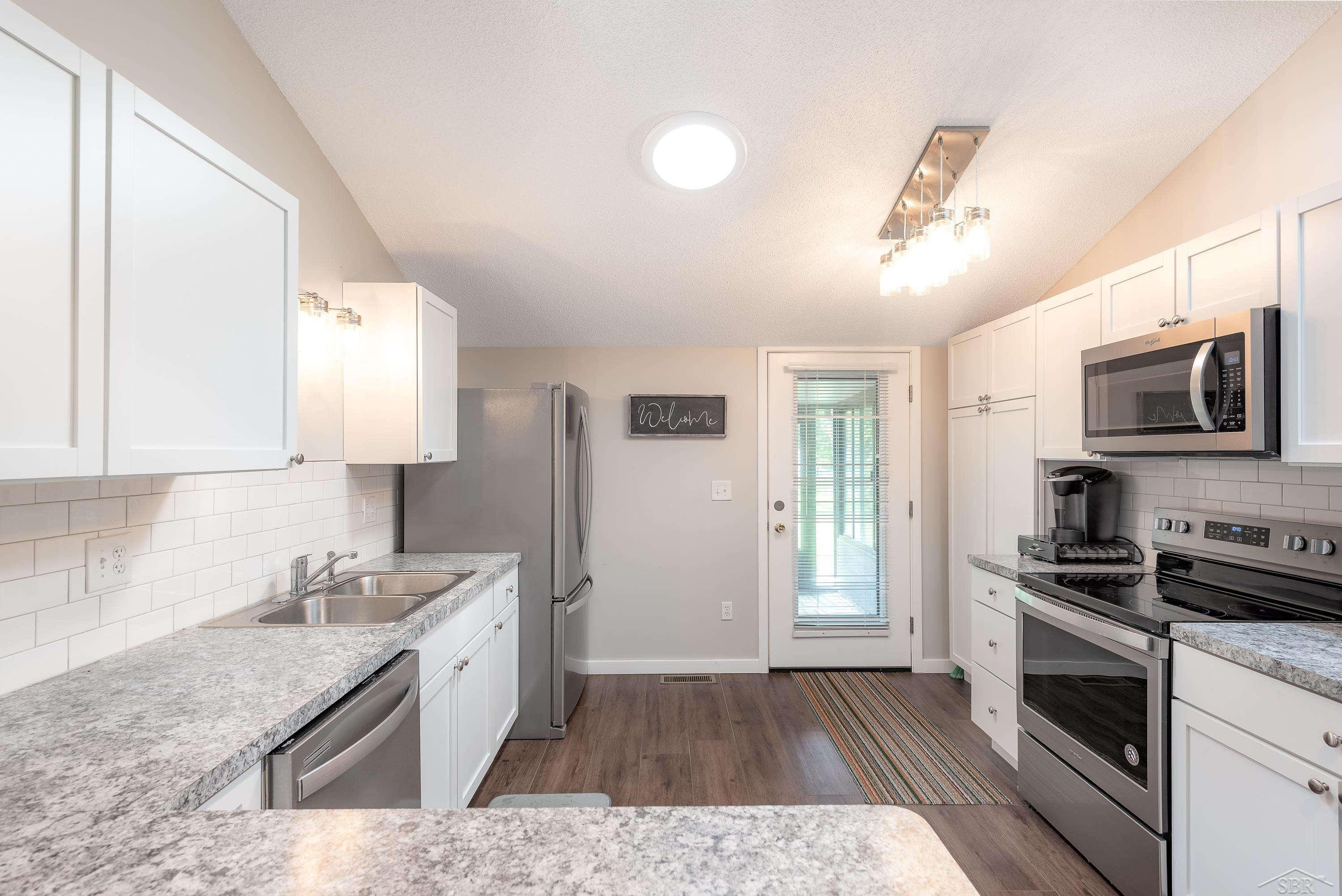 118 Darley Avenue, Auburn, MI 48611 — Photo 9