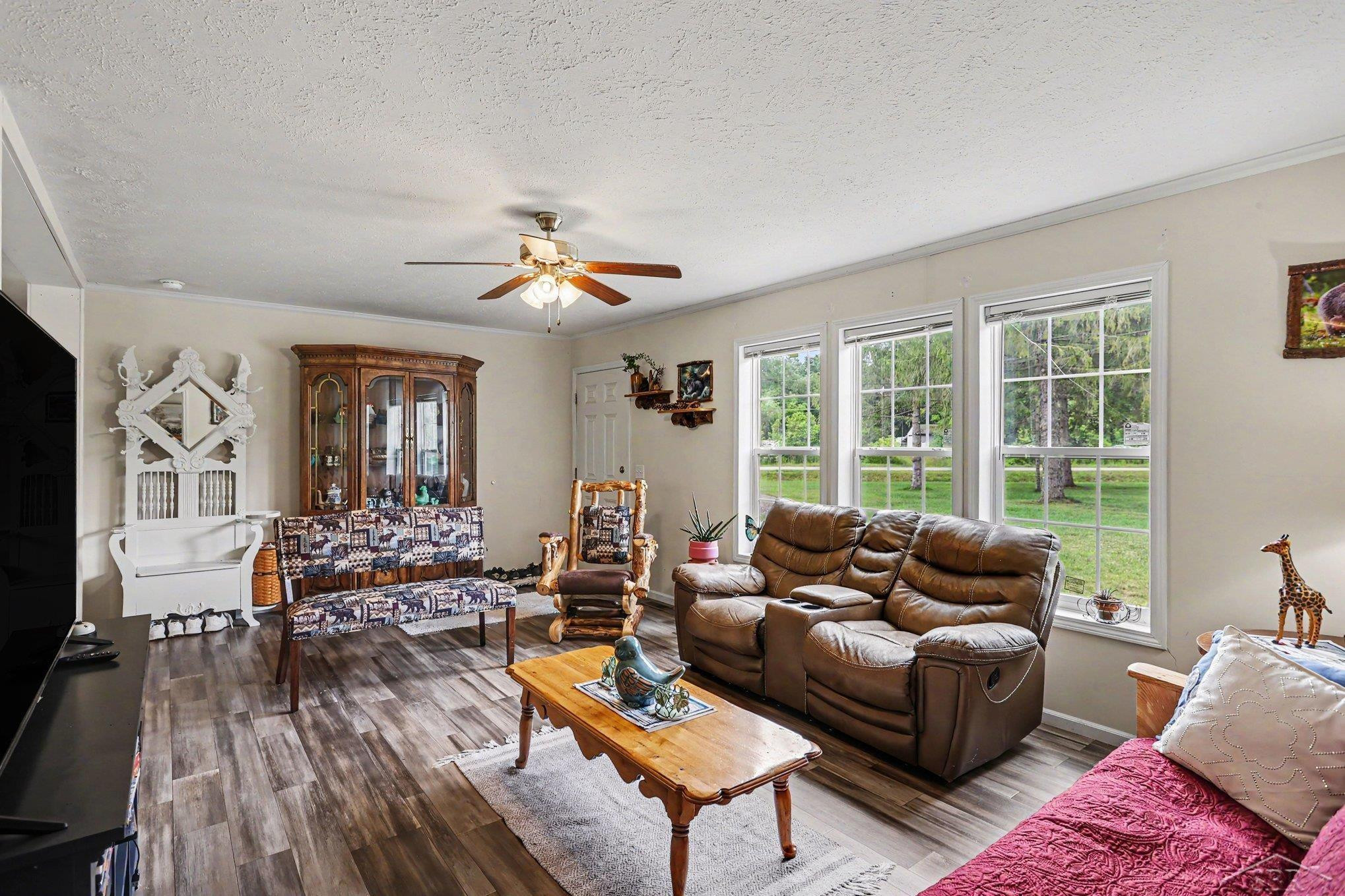 130 W Bradford Road, Midland, MI 48640 — Photo 9