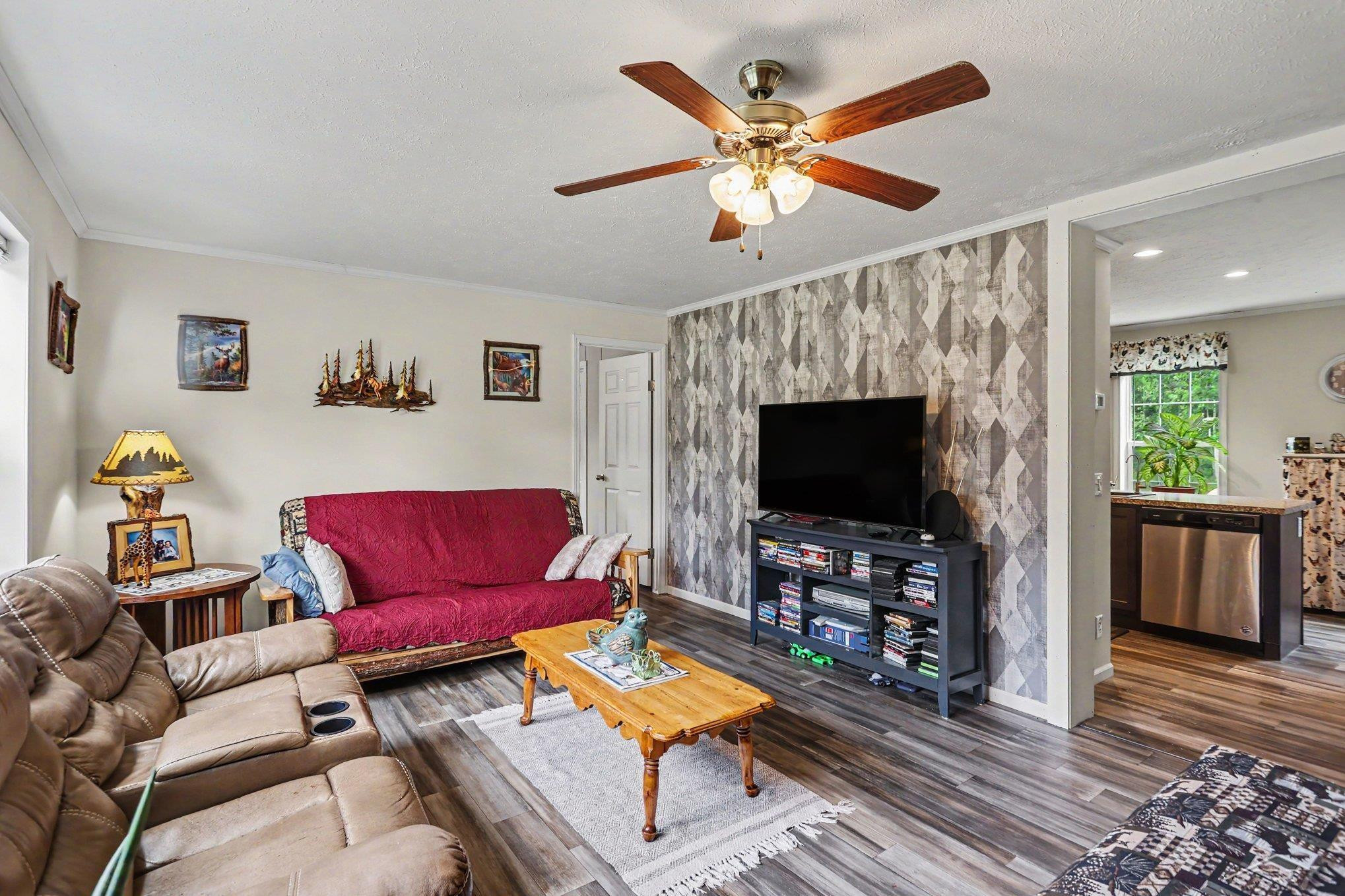 130 W Bradford Road, Midland, MI 48640 — Photo 10