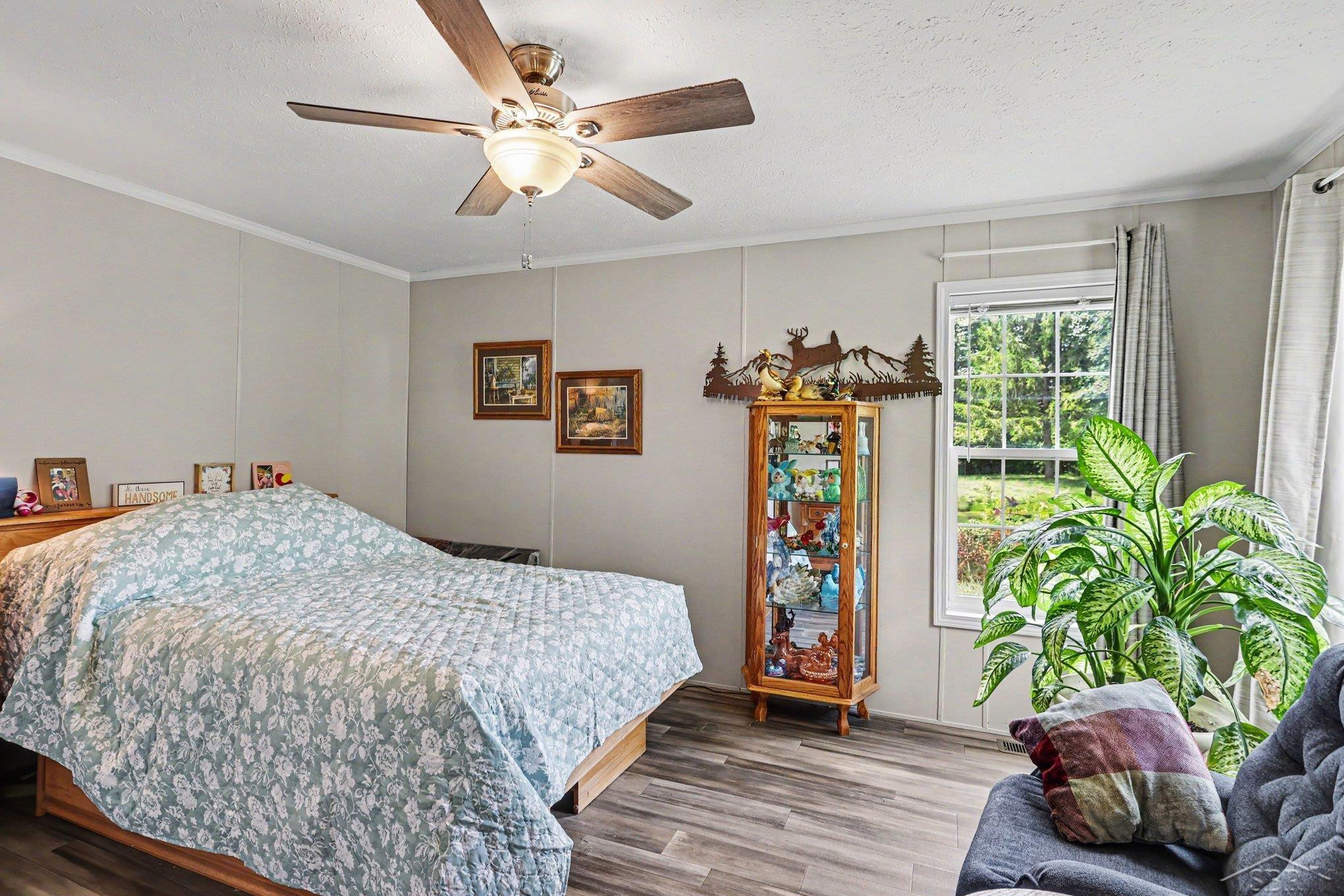 130 W Bradford Road, Midland, MI 48640 — Photo 11